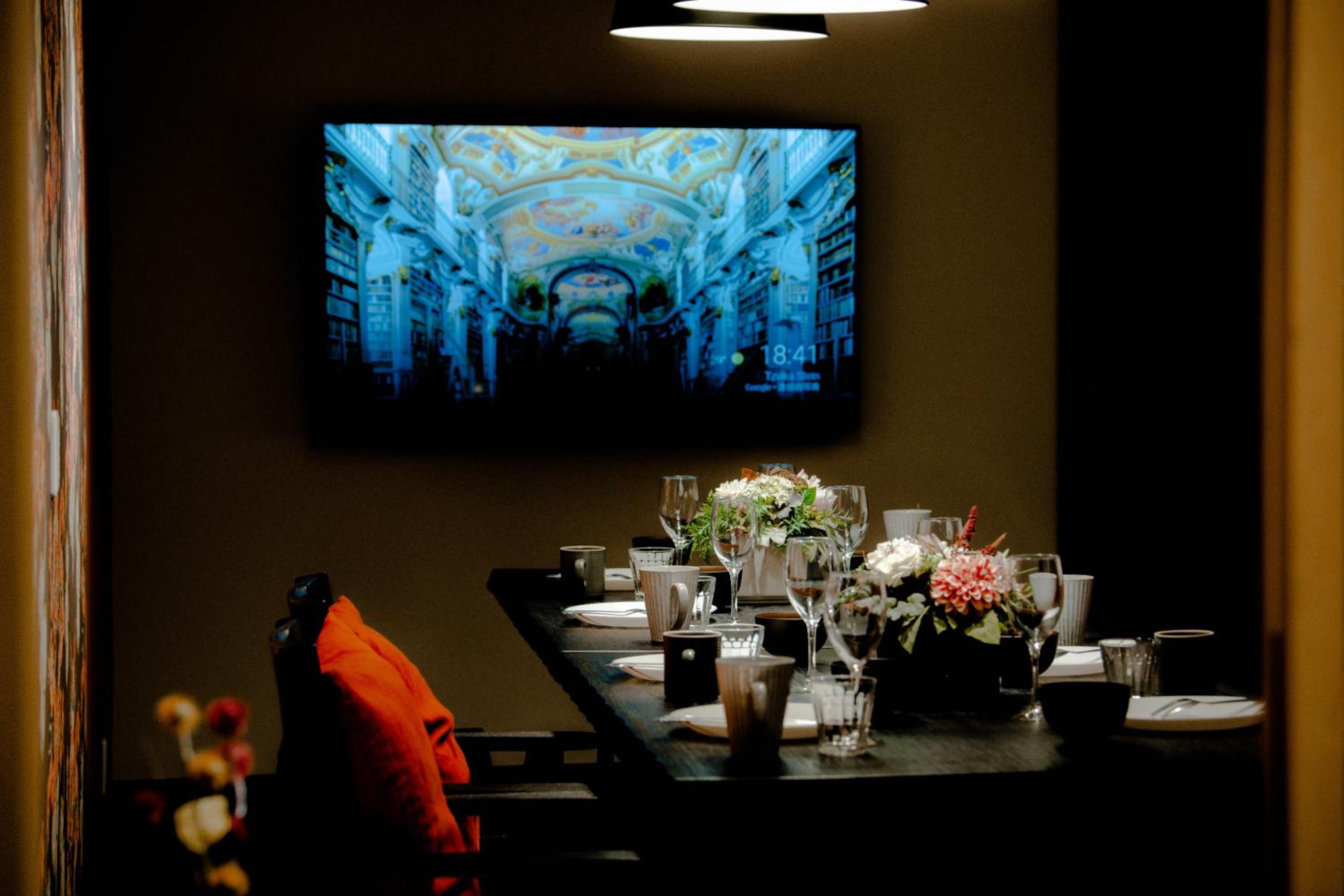 meeting & event spaces