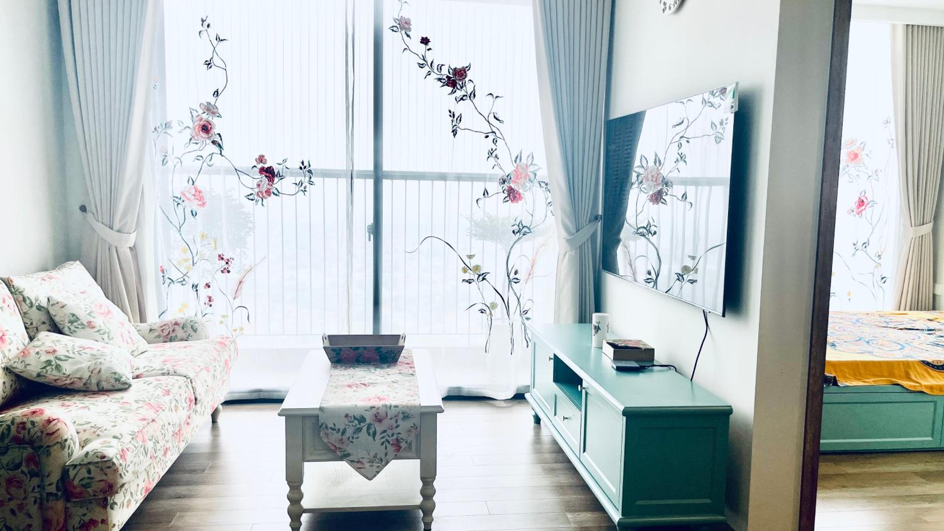 Rose home Onsen Ecopark view 4