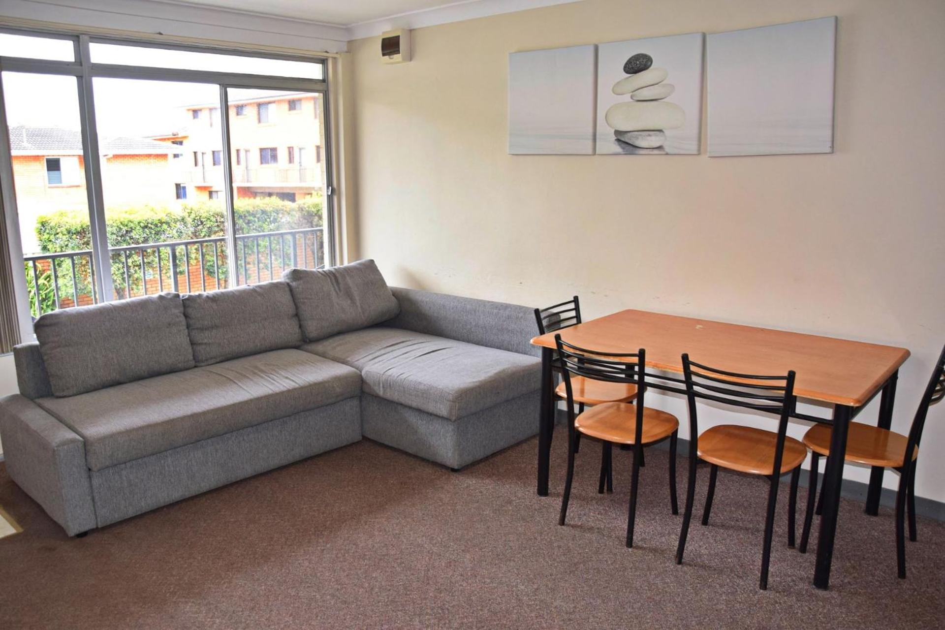 Wards Holiday Flat 8 view 3