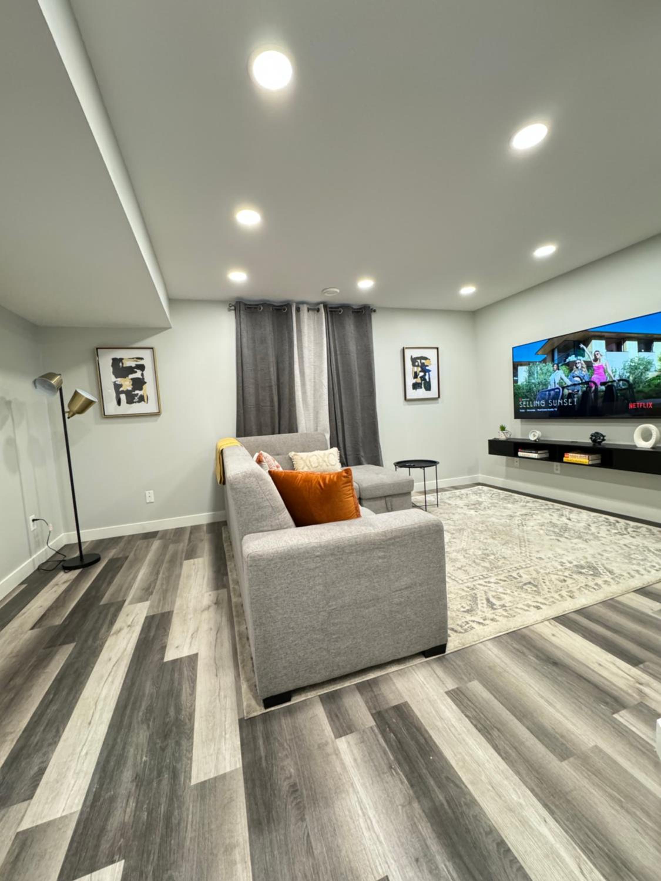 Modern 2 bedroom suite