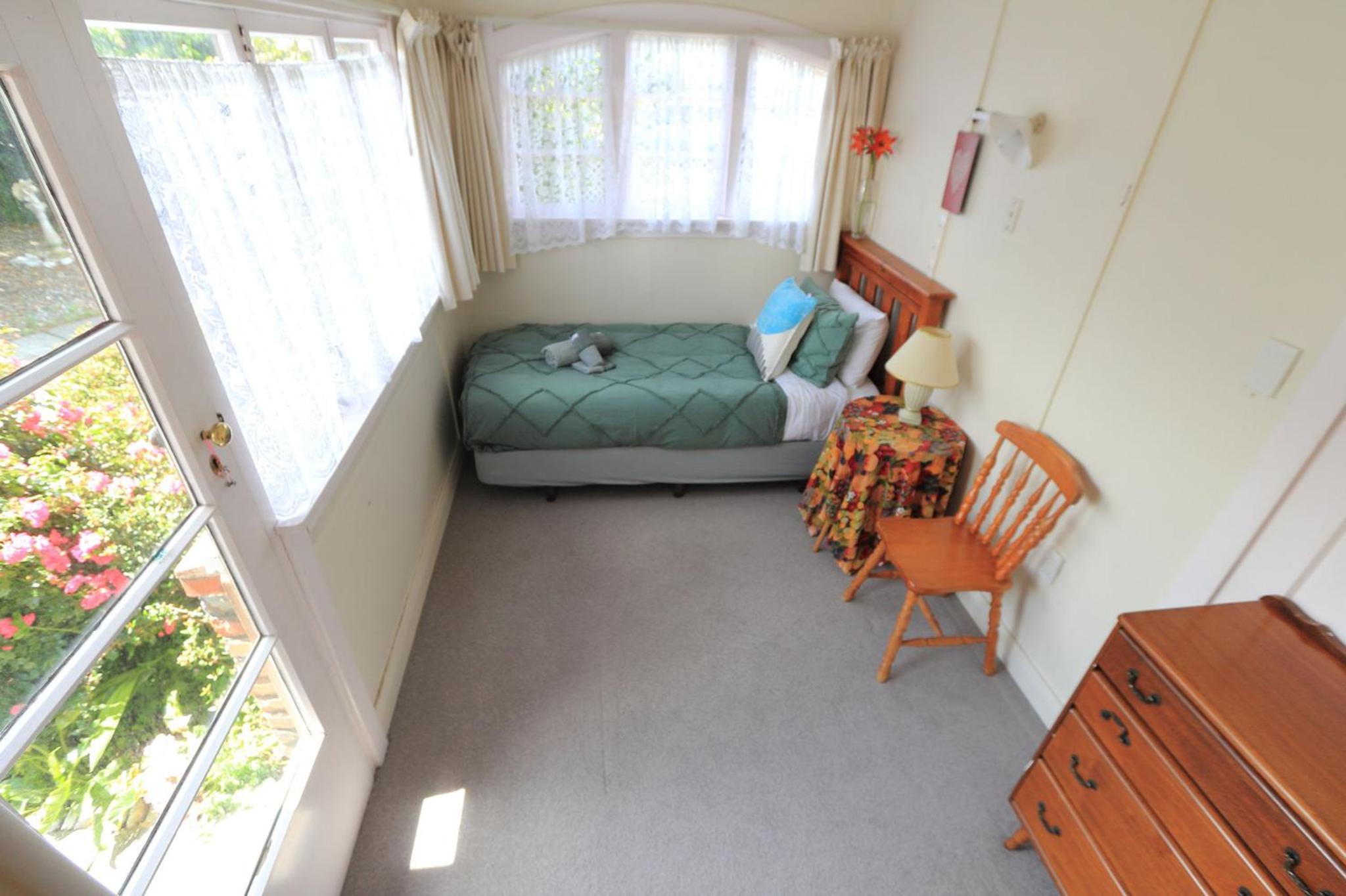 Invercargill Vacations - The southernmost home in the world - Property Image 1