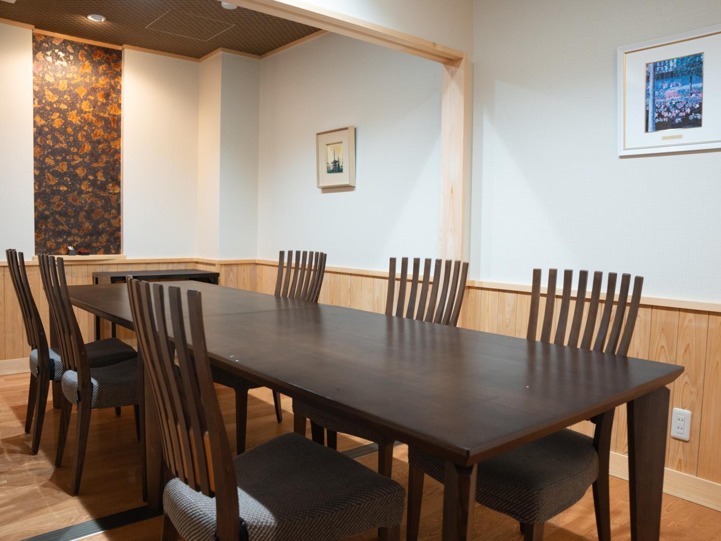 meeting & event spaces