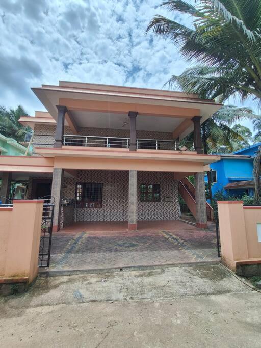Sharvari Home stay