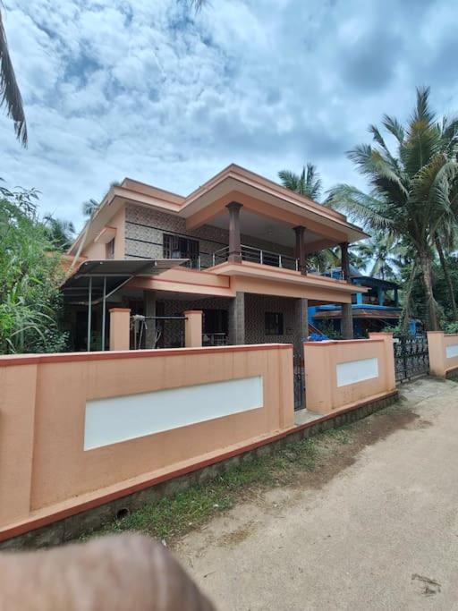 Sharvari Home stay