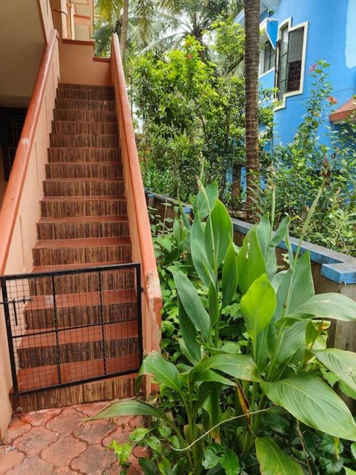 Sharvari Home stay