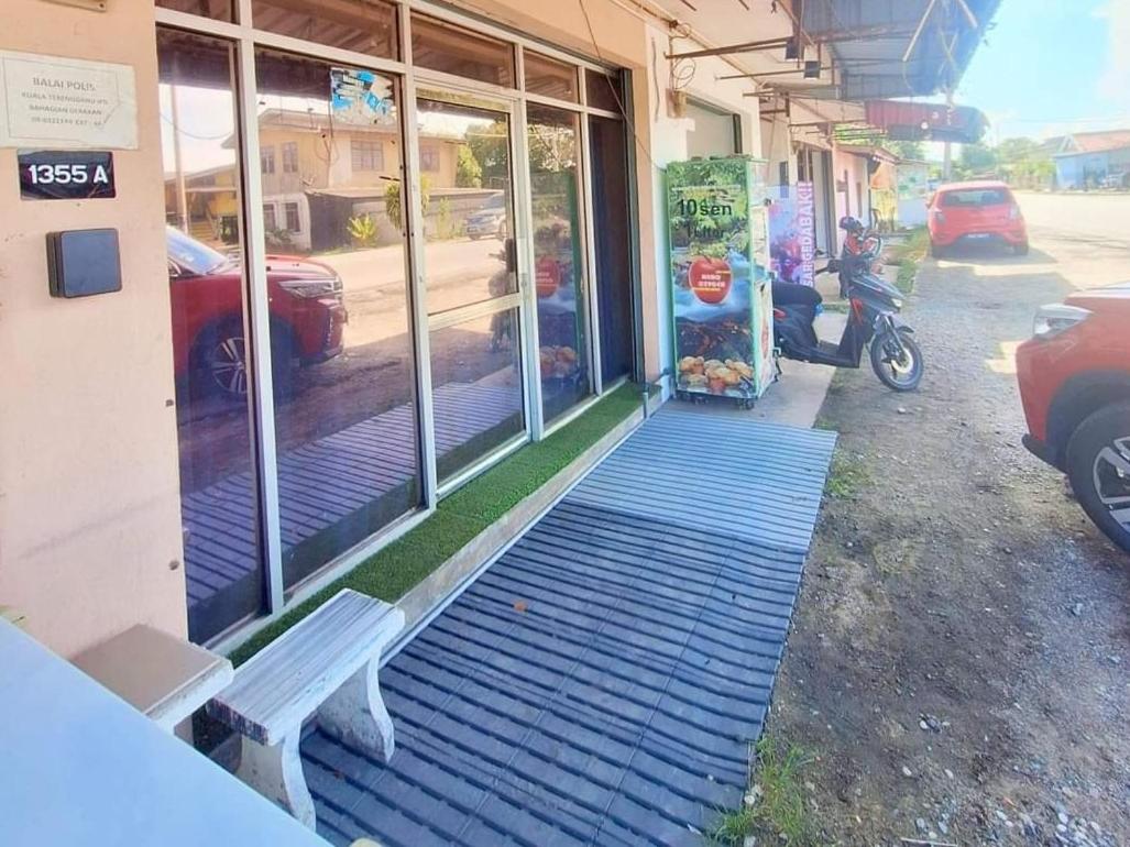 Photo 10