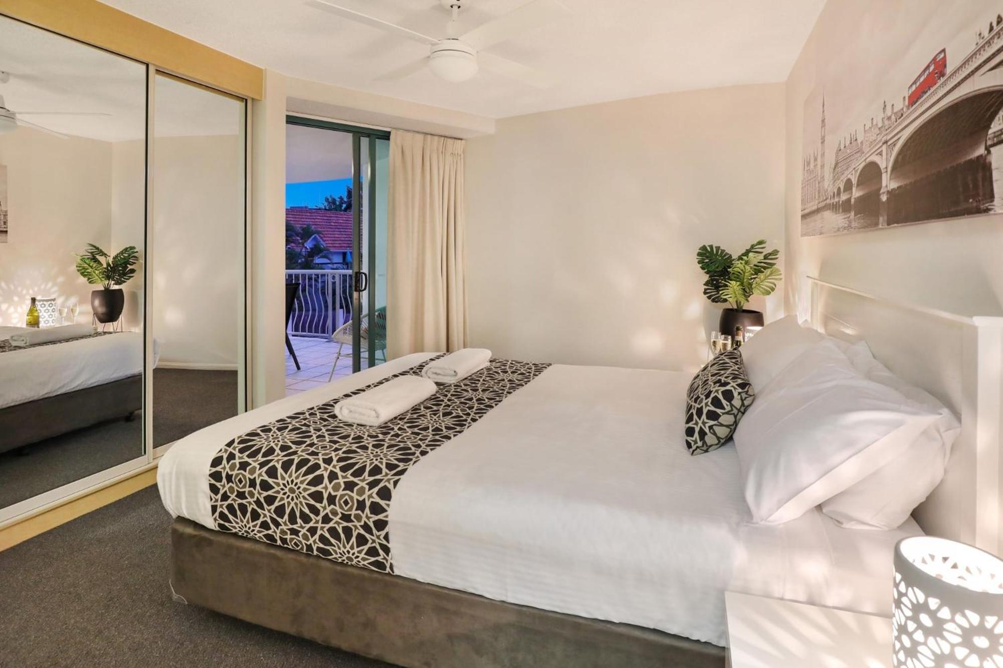 Grand Palais Boolarong Beachside Apartments