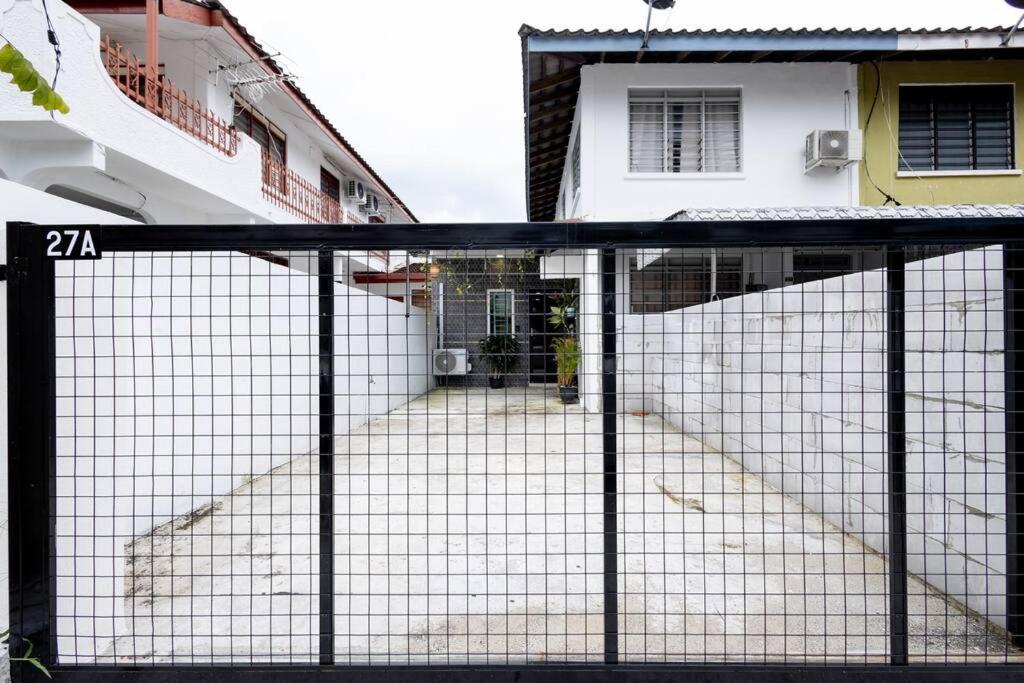Casa for 4 - Private Studio Ipoh photo 2
