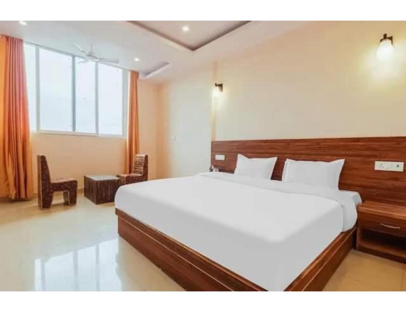 Rabbit Hut Guest House, Dehradun
