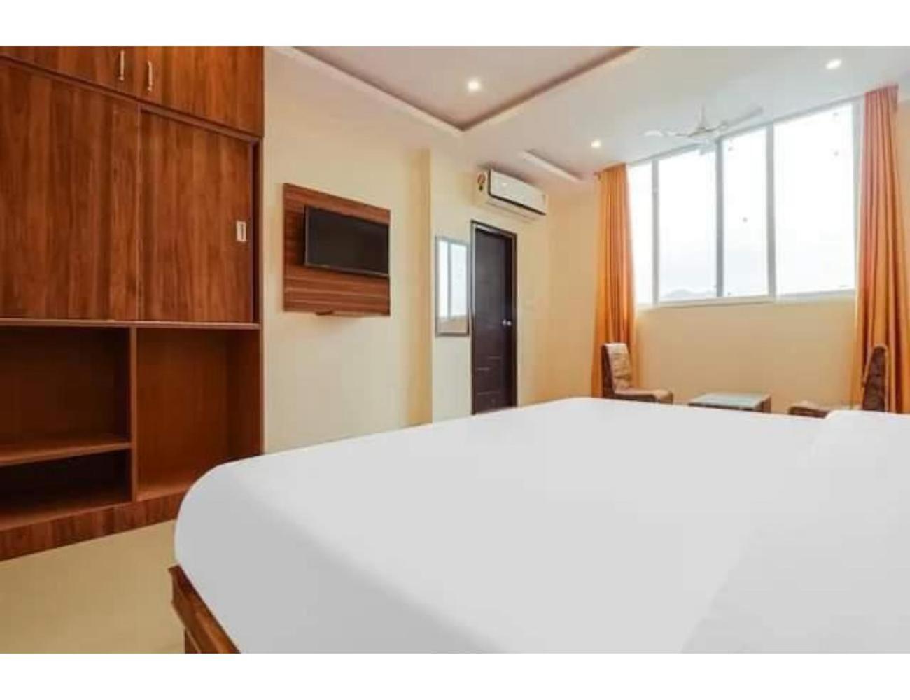 Rabbit Hut Guest House, Dehradun