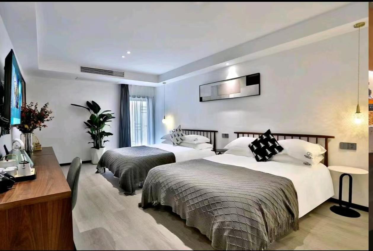 Wuzhen Light Luxury Yueya B&B