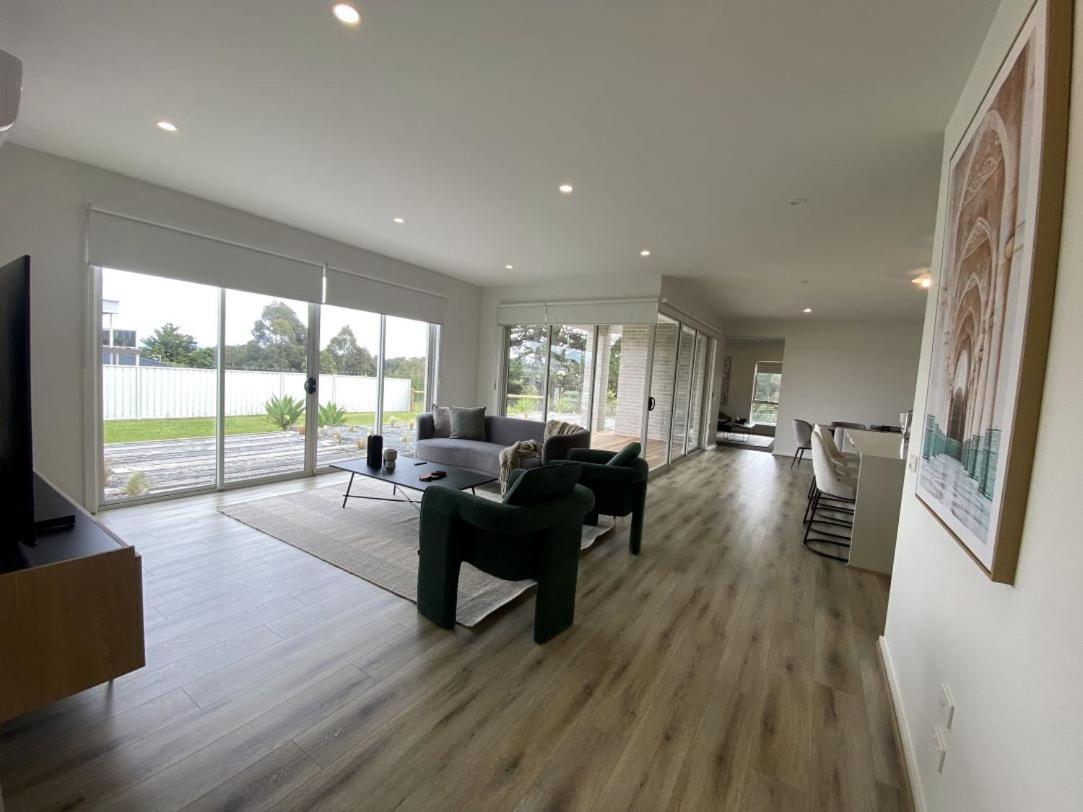 4Bd HotSprings Golf Retreat Home