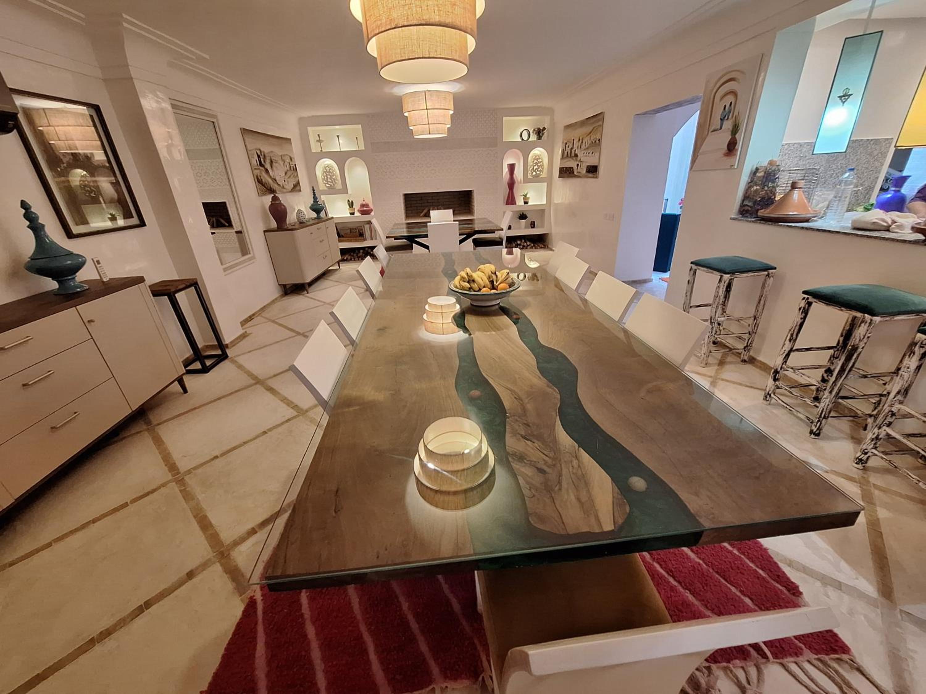 dining