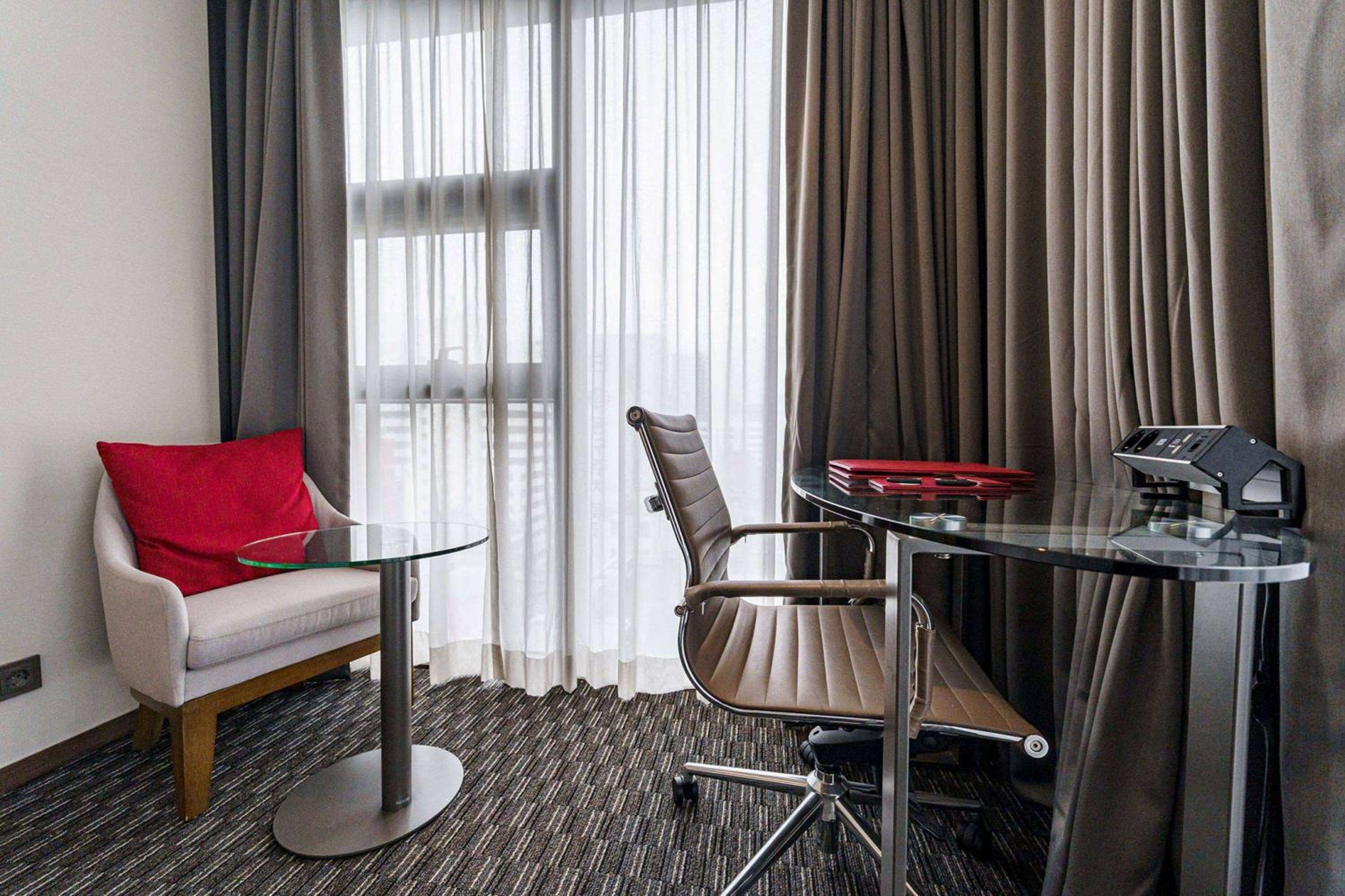 Ramada Encore by Wyndham Busan Station 53