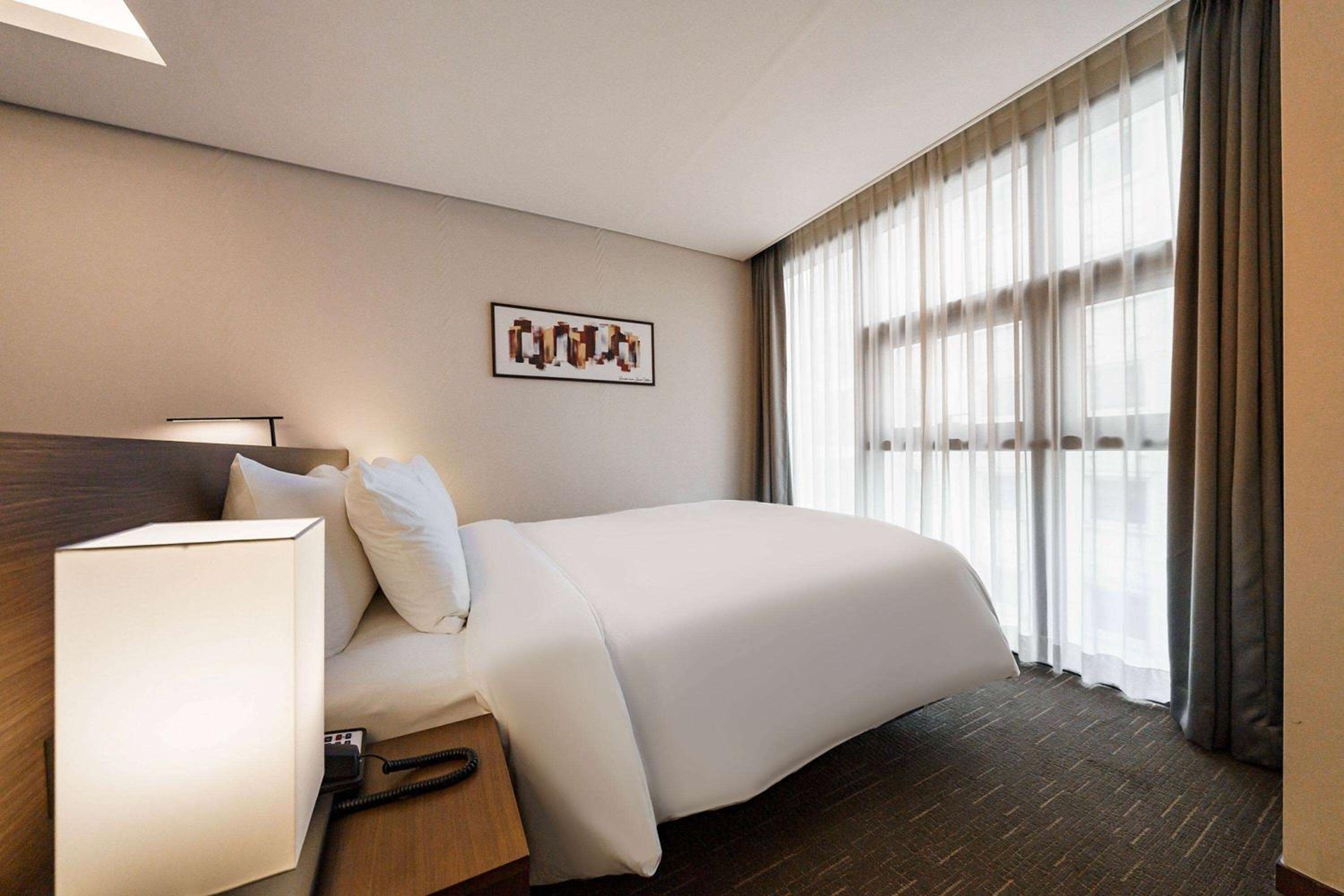 Ramada Encore by Wyndham Busan Station 47