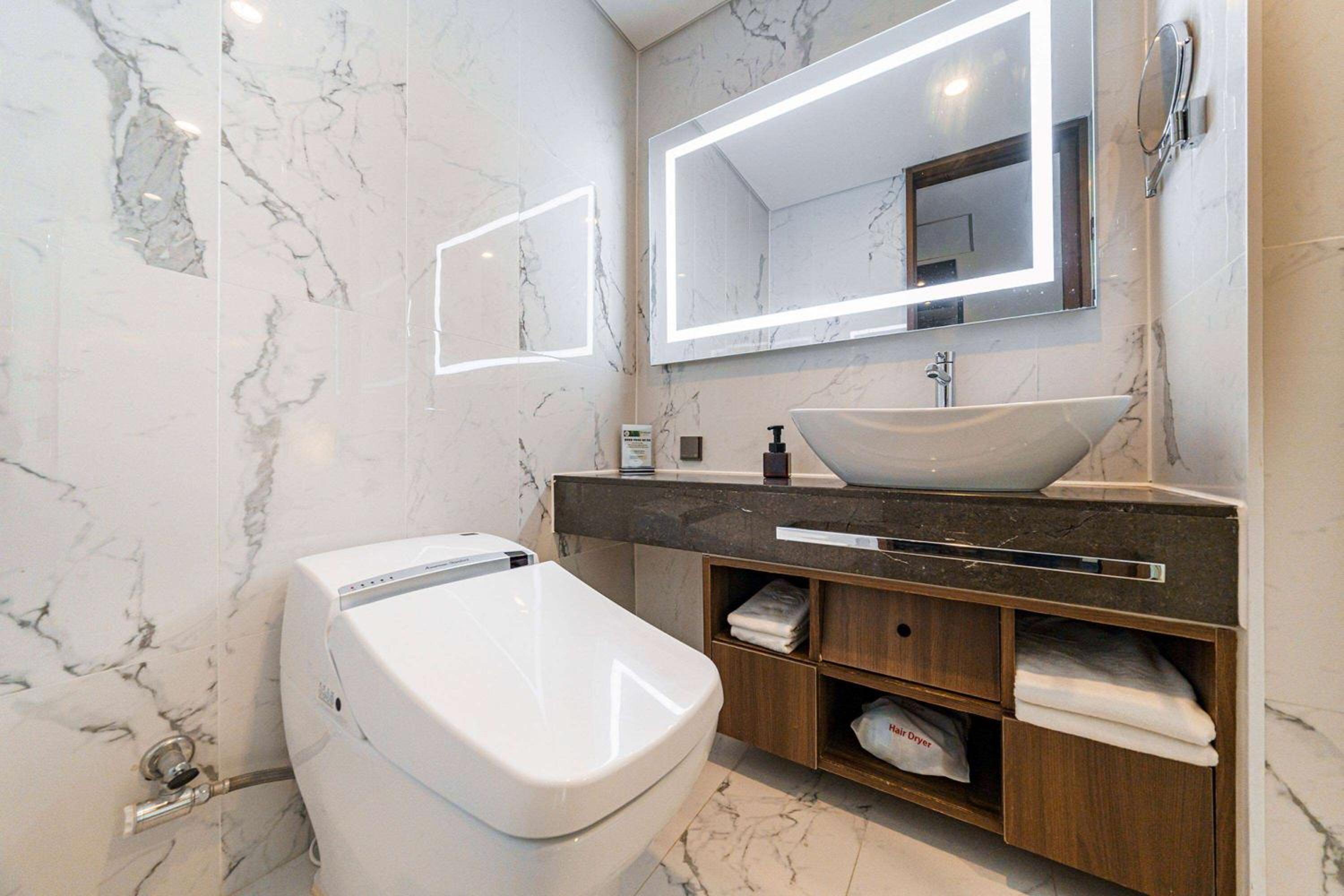 Ramada Encore by Wyndham Busan Station 55