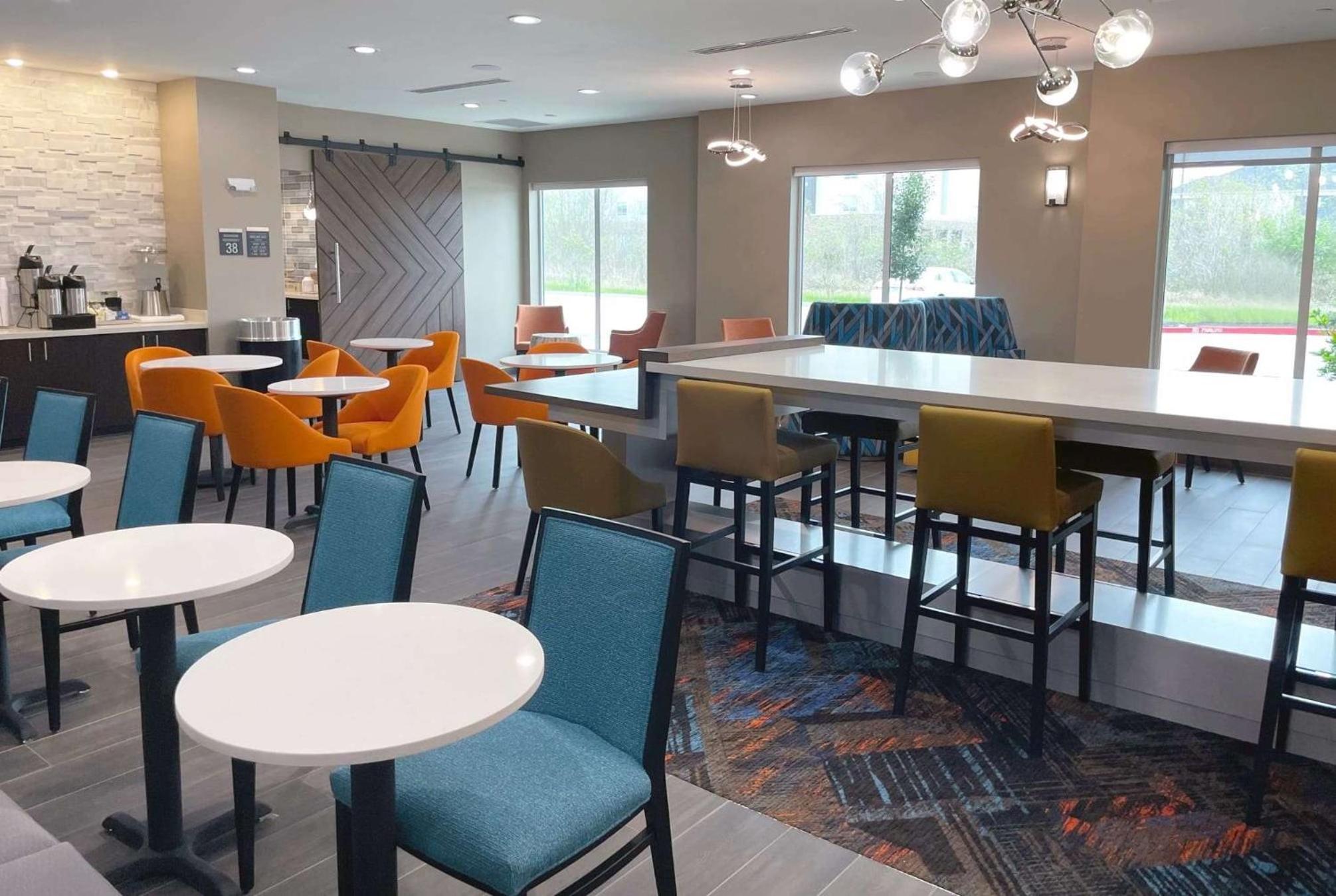 Hawthorn Extended Stay by Wyndham Sulphur Lake Charles view 3