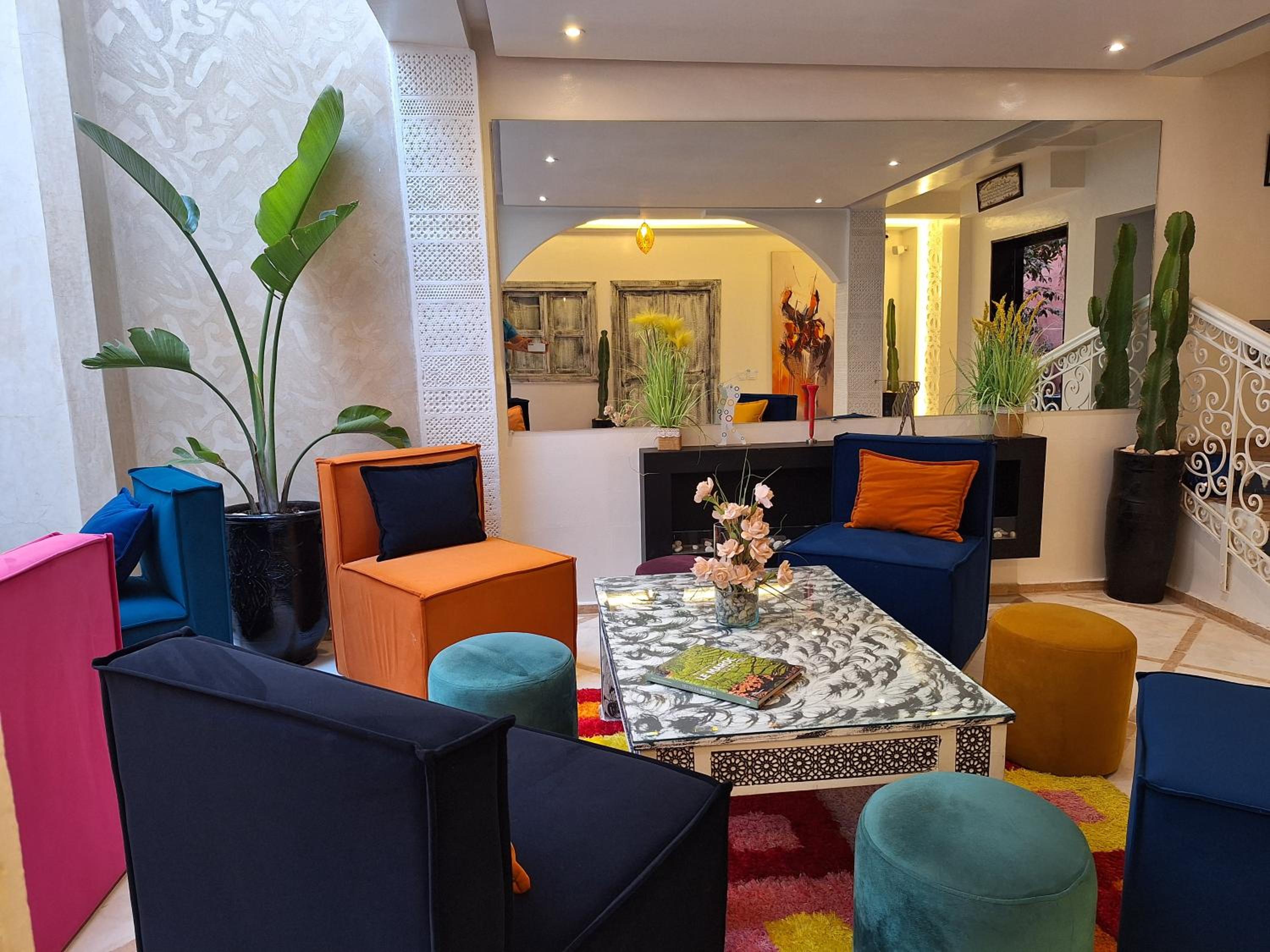 lounge