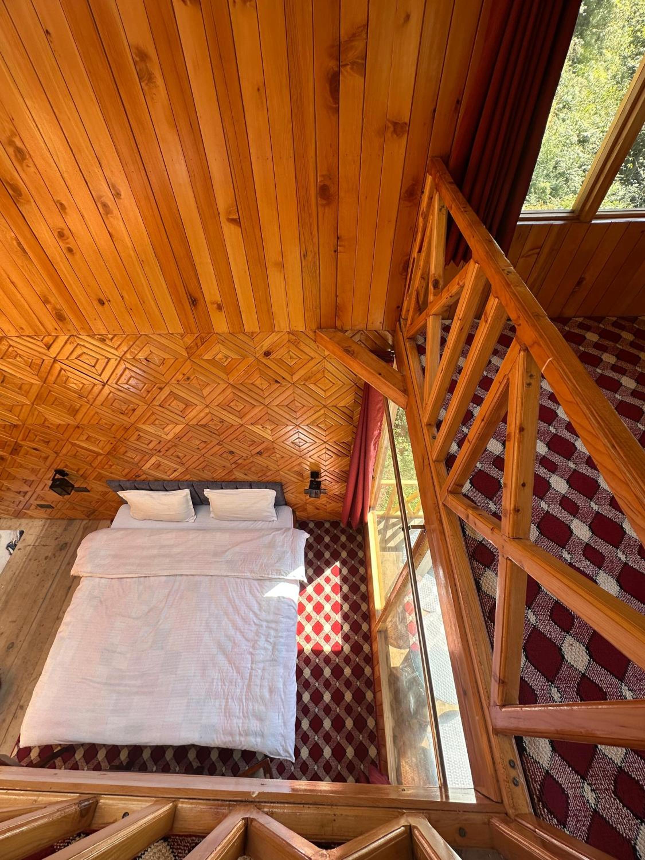 Tree House by The Forest Pinnacle and Café, Jibhi view 4