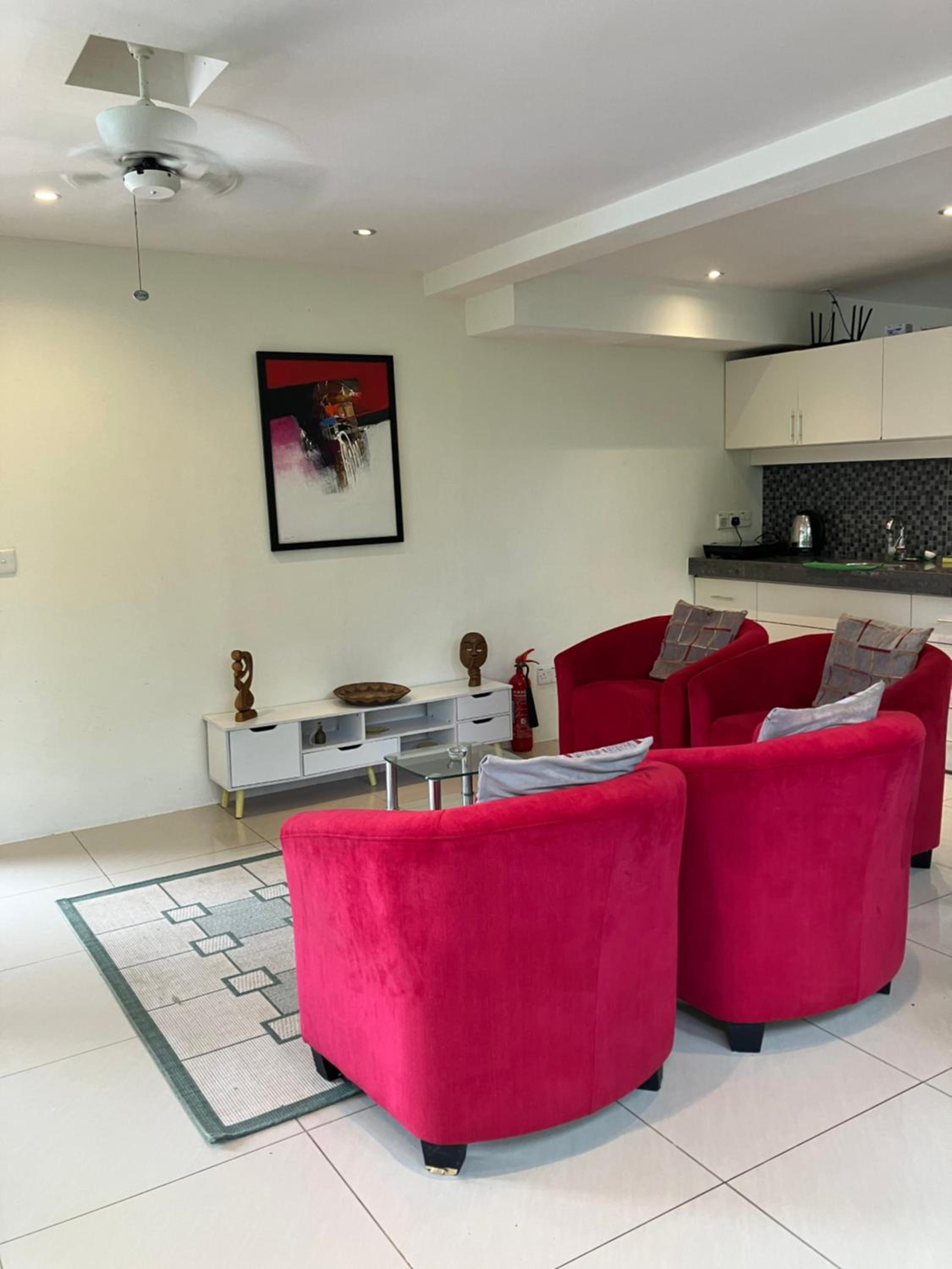 Sunset Hill Villas- Crystal Studio - Ruby Room photo 6