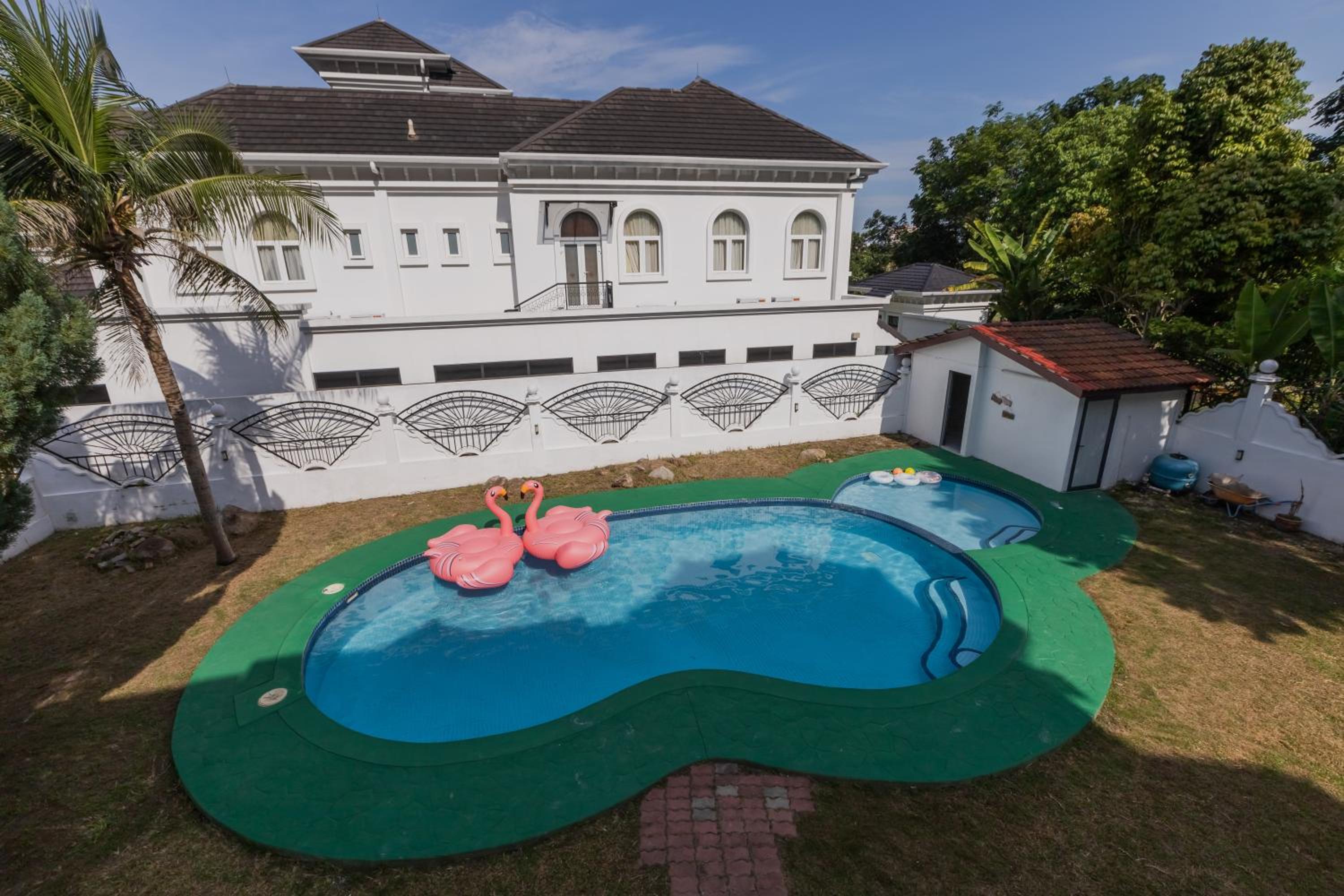 Villa55 w Private swimming pool BBQ Pool table 25pax view 2