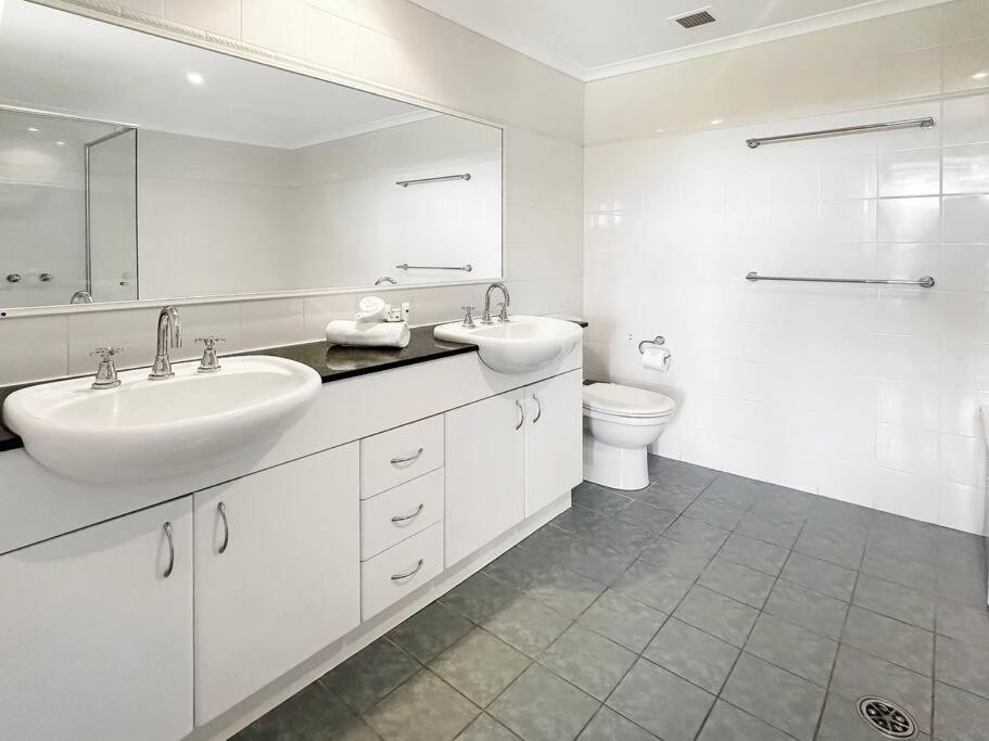 Unit 24 - Avoca Palms Resort