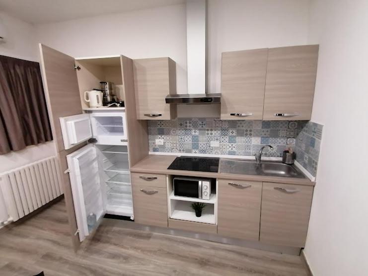 Indipendent Mini Apartment Pescara Centro