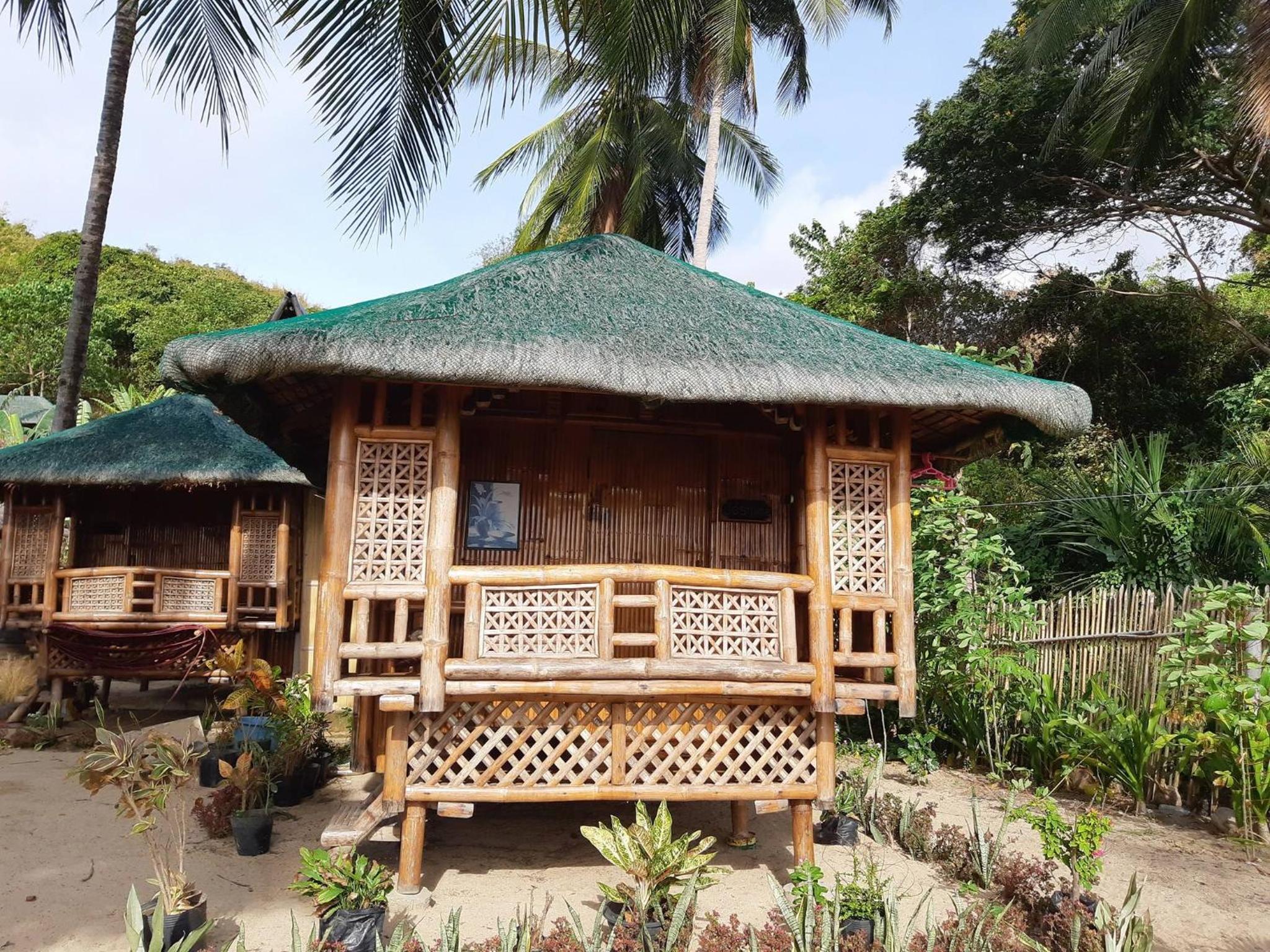 Floresitas Beach Resort