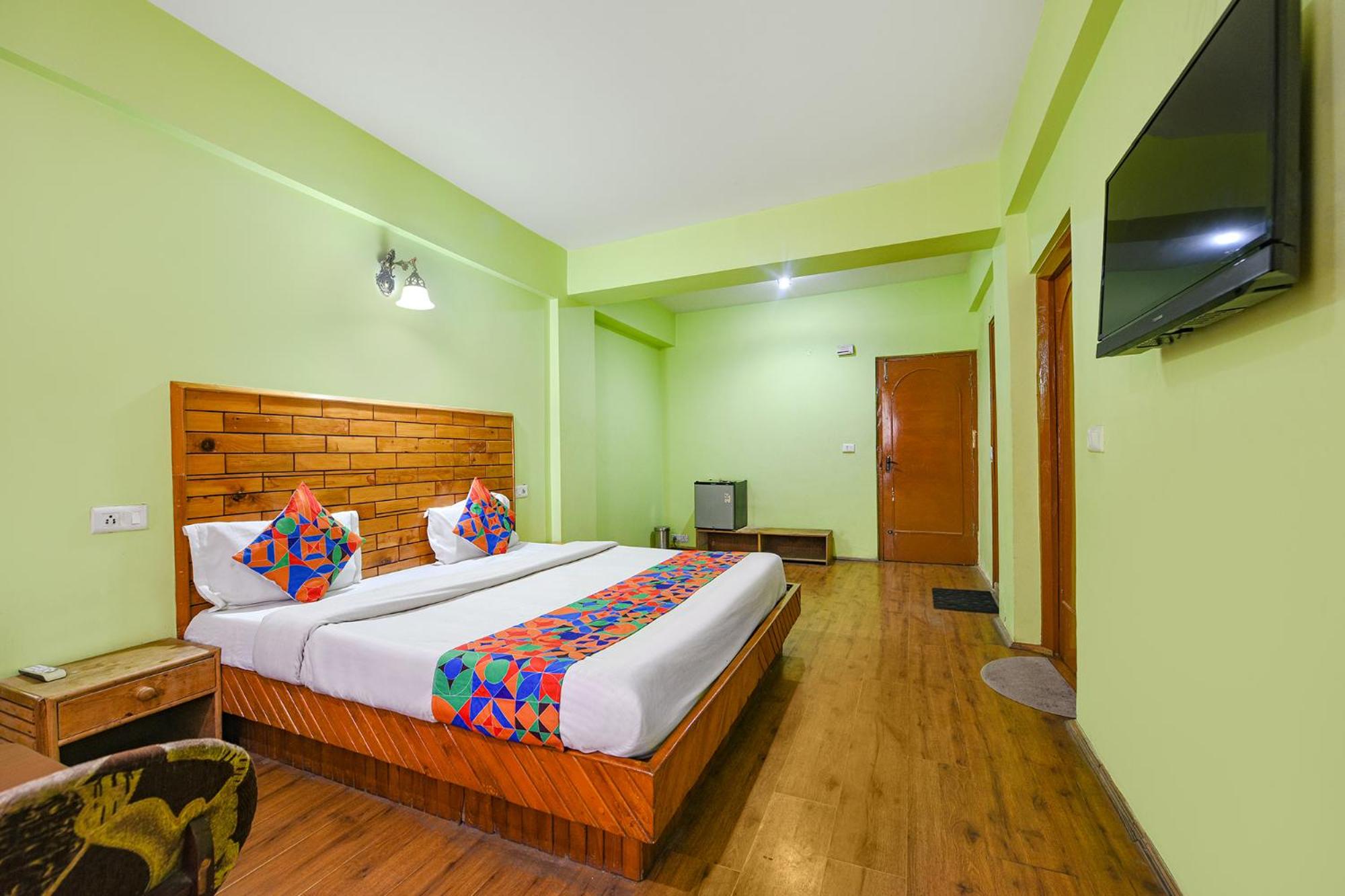 FabHotel Zarim