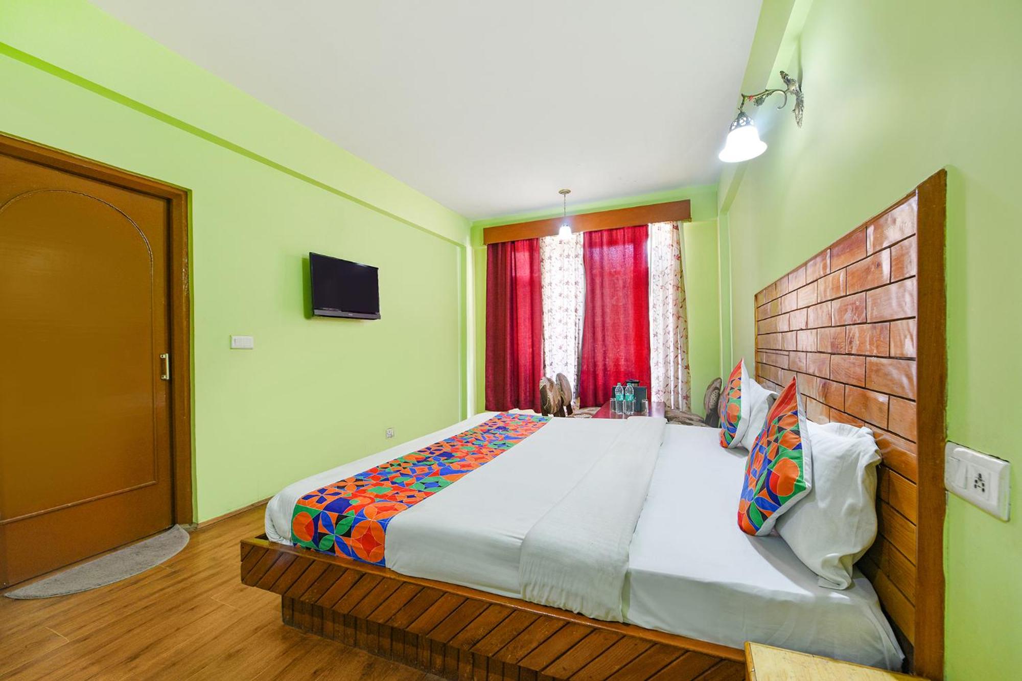 FabHotel Zarim