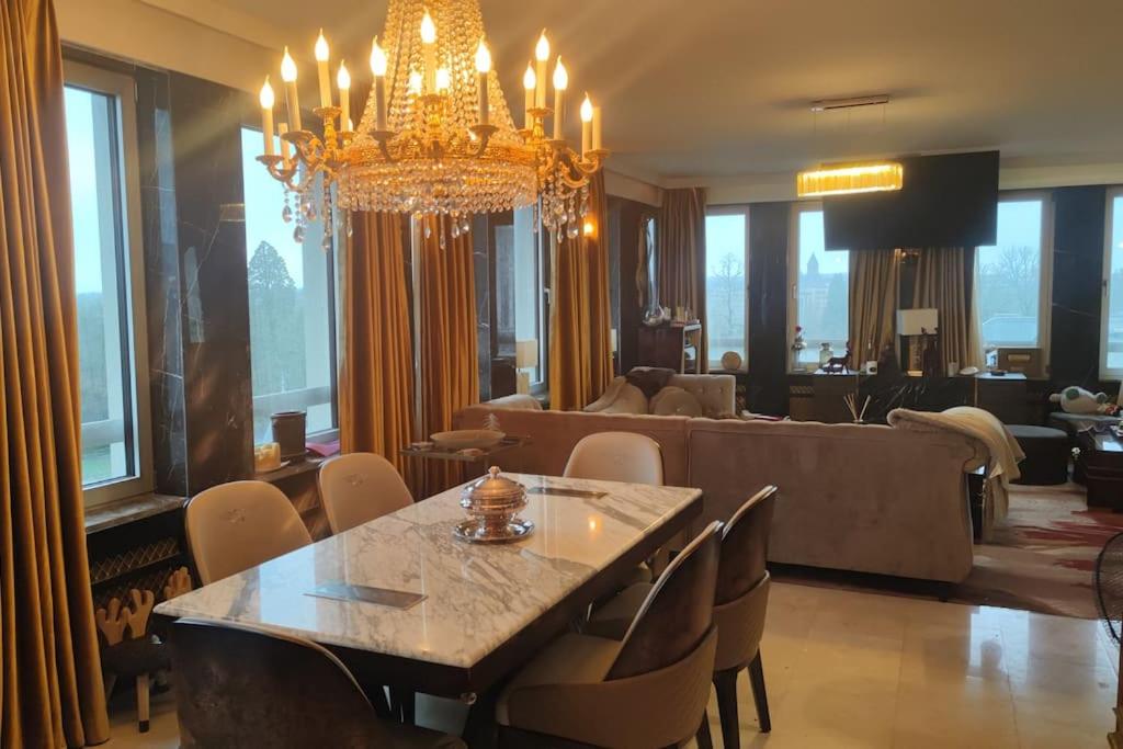 Luxe apartment Spa-Hammam views centre pkg Luxemburg view 3