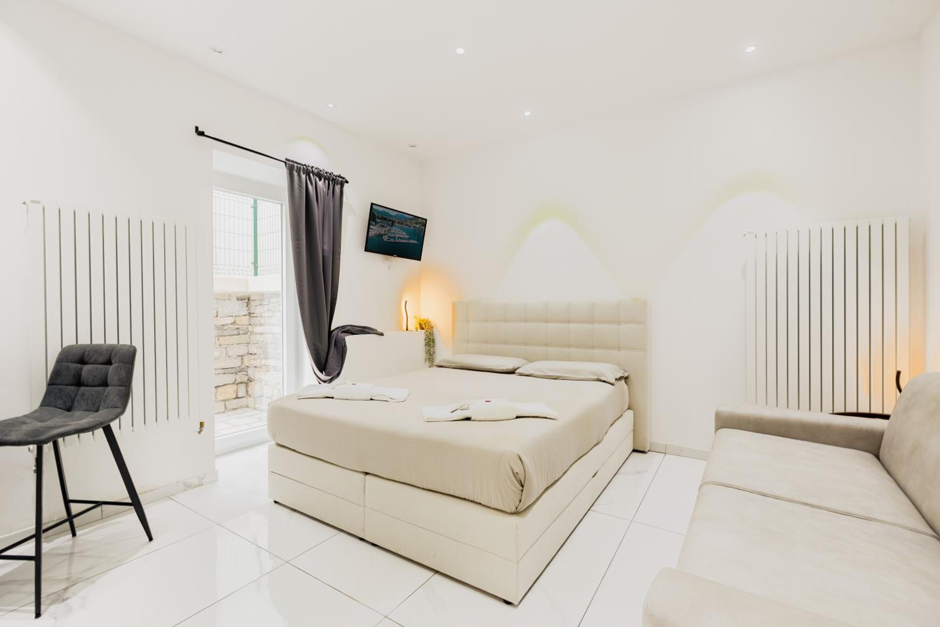 Home Sofia Room 1-By EasyLife Swiss
