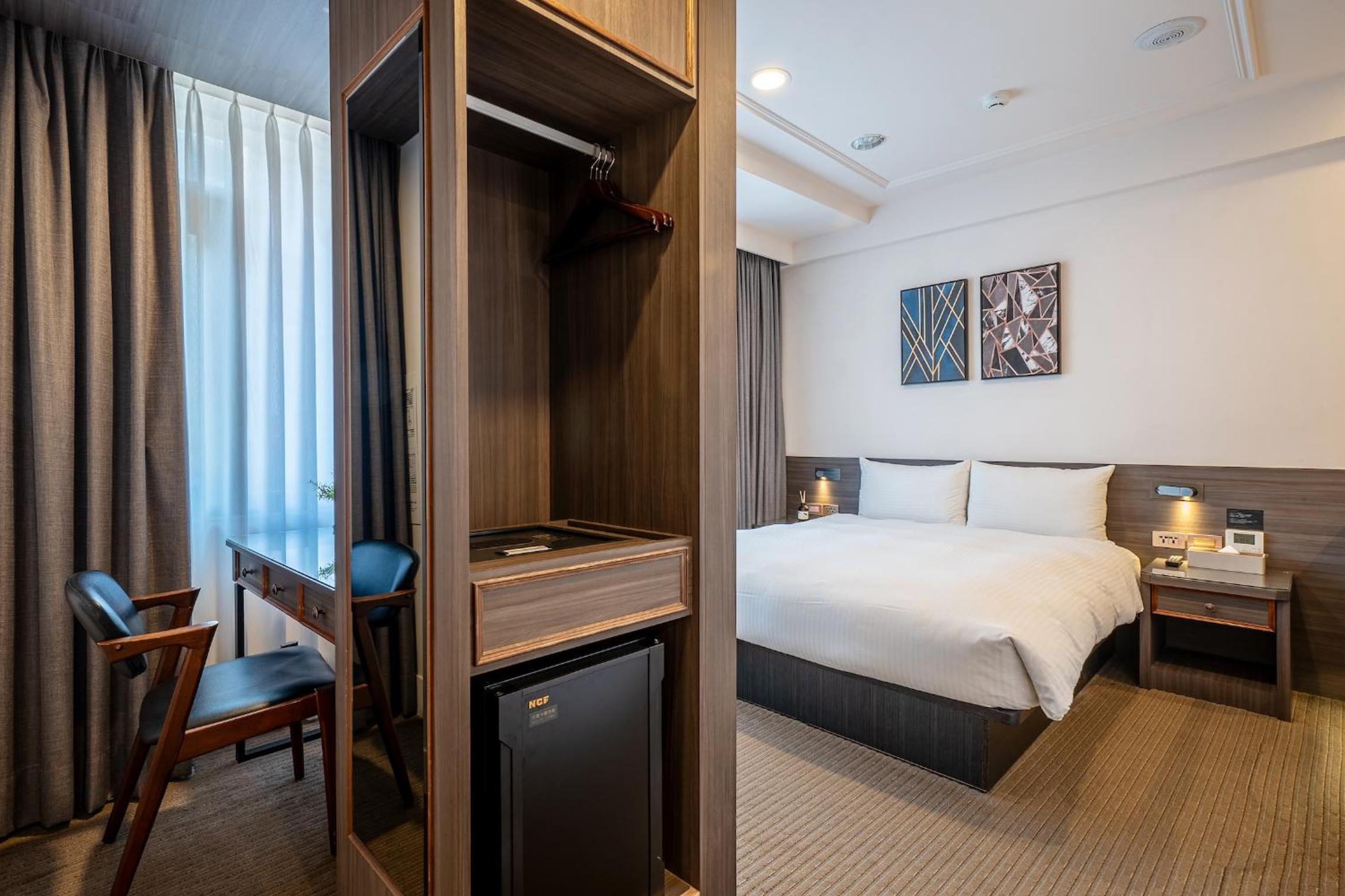 Dream Mansion Hotel