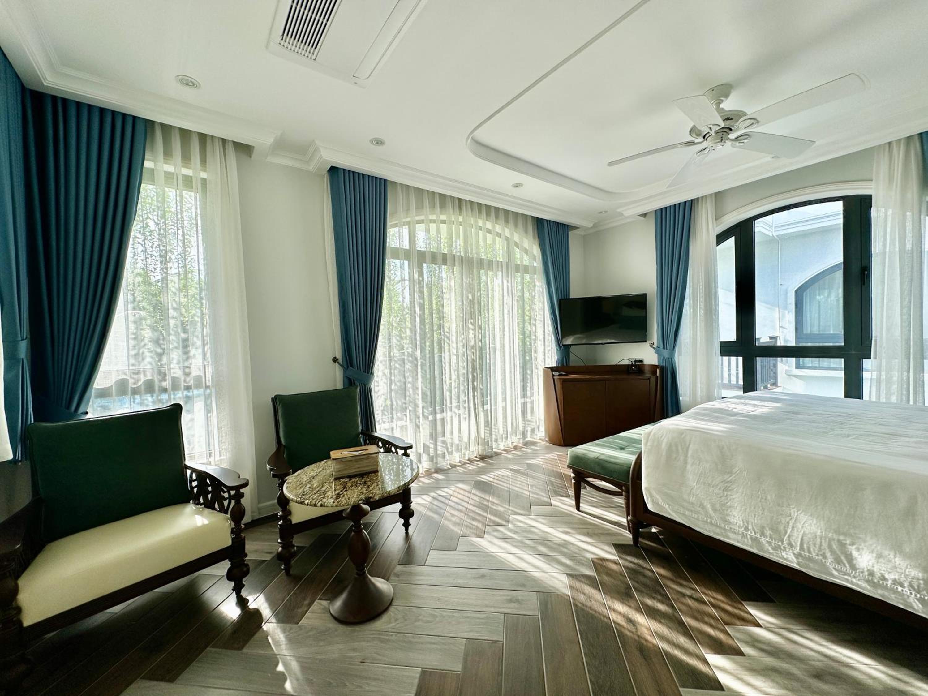 Bellevue west Phu Quoc 4BR beachfront Villa with private swimming pool