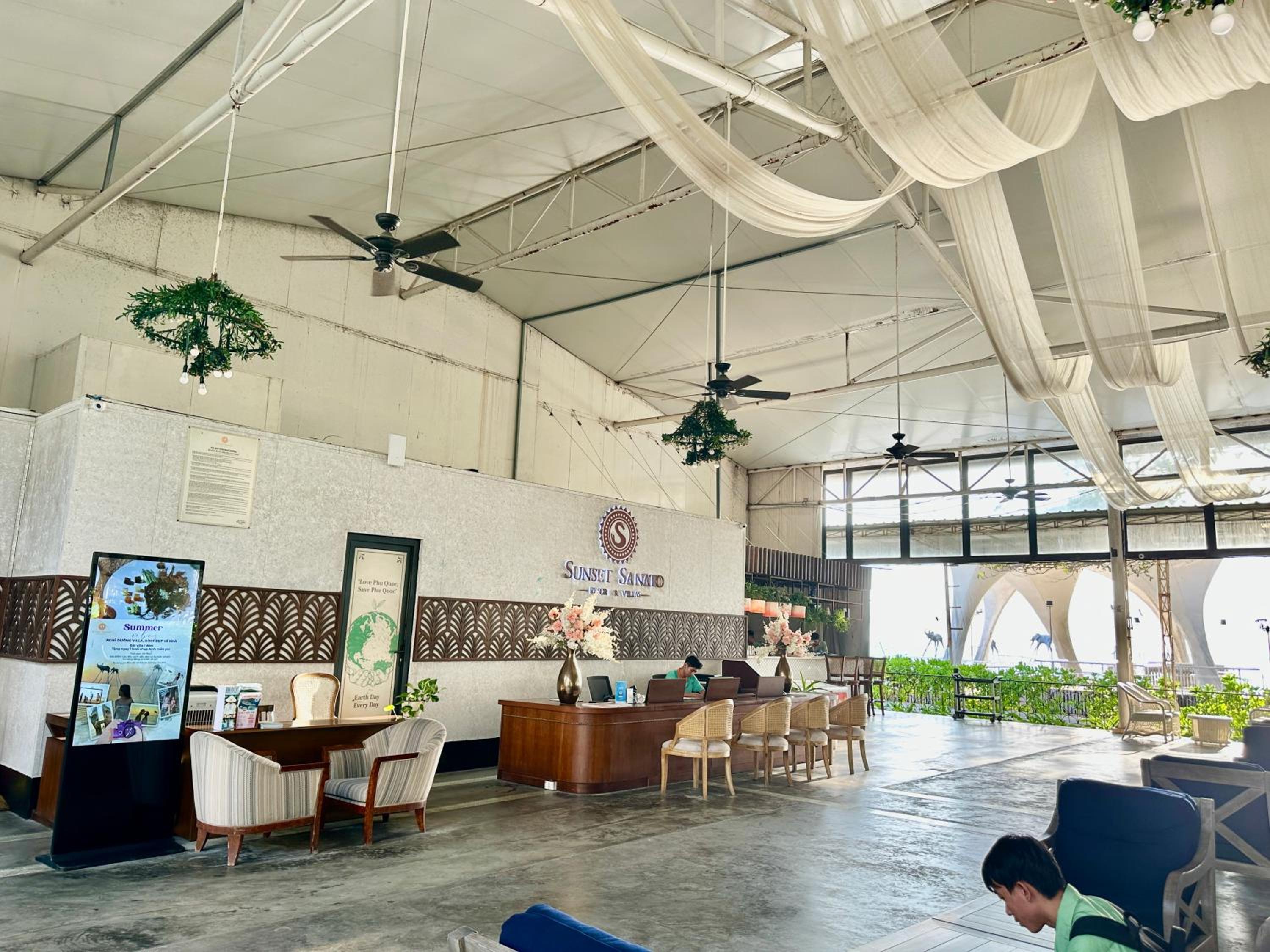 Bellevue west Phu Quoc 4BR beachfront Villa with private swimming pool