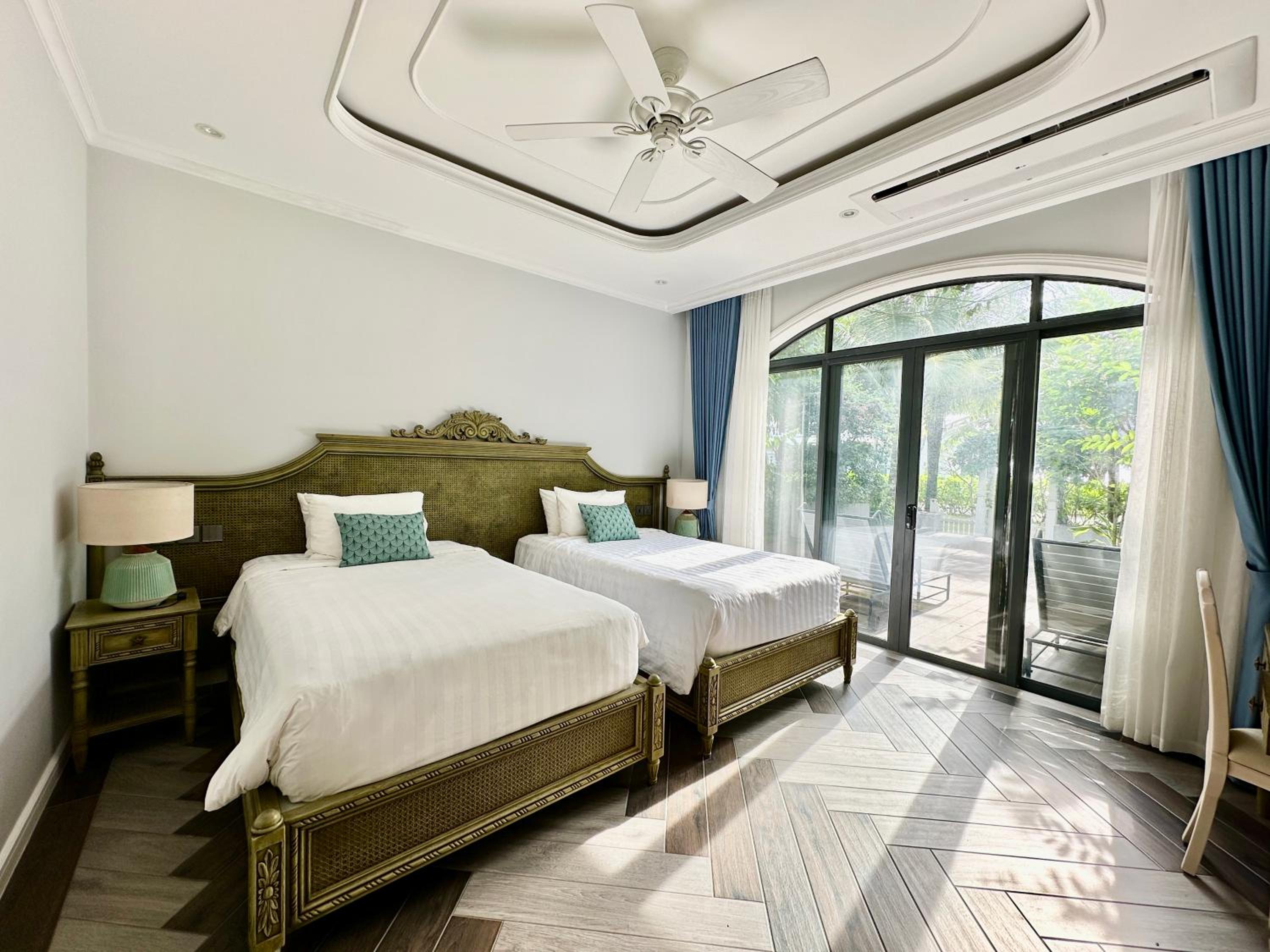 Bellevue west Phu Quoc 4BR beachfront Villa with private swimming pool