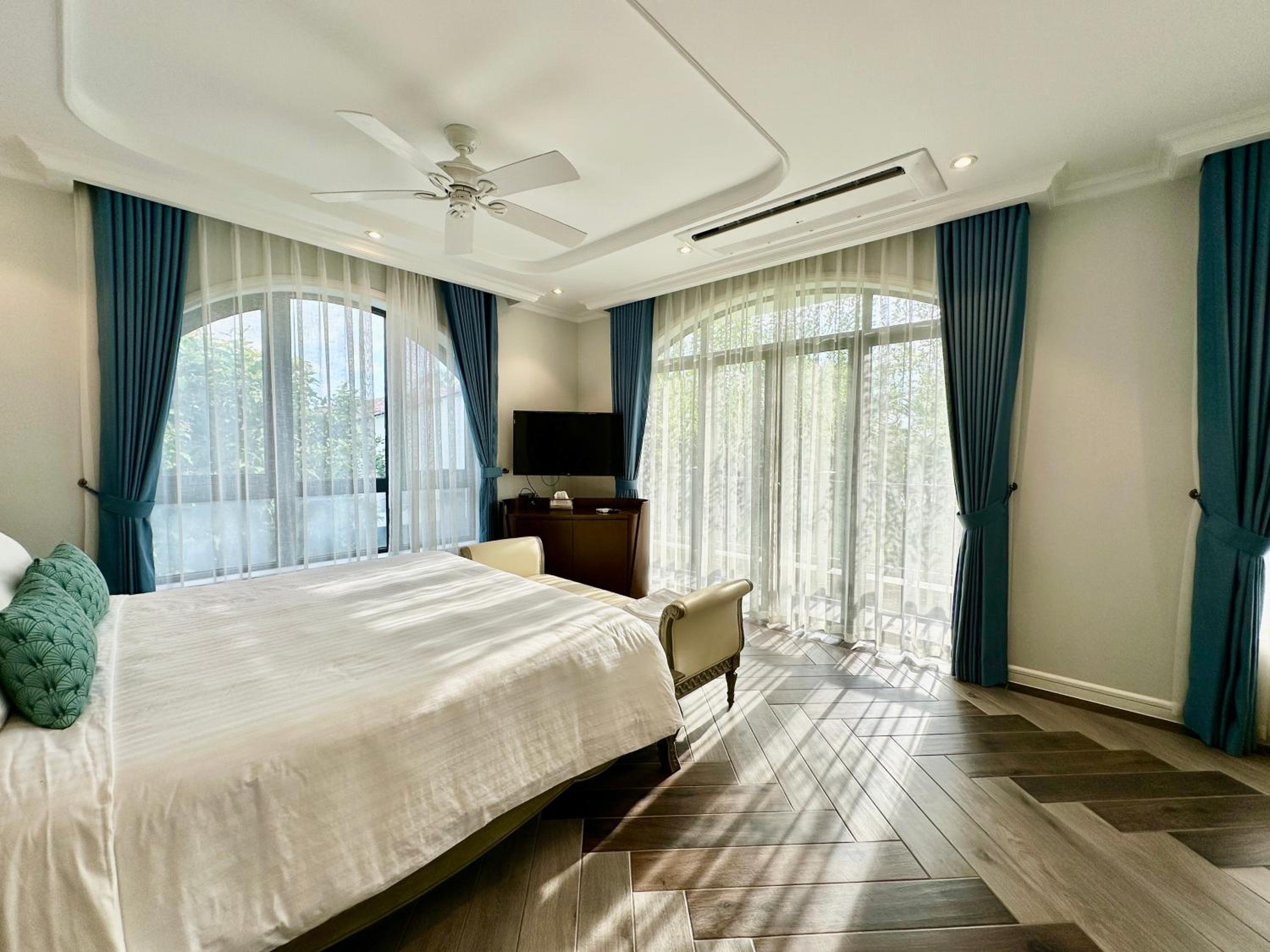 Bellevue west Phu Quoc 4BR beachfront Villa with private swimming pool