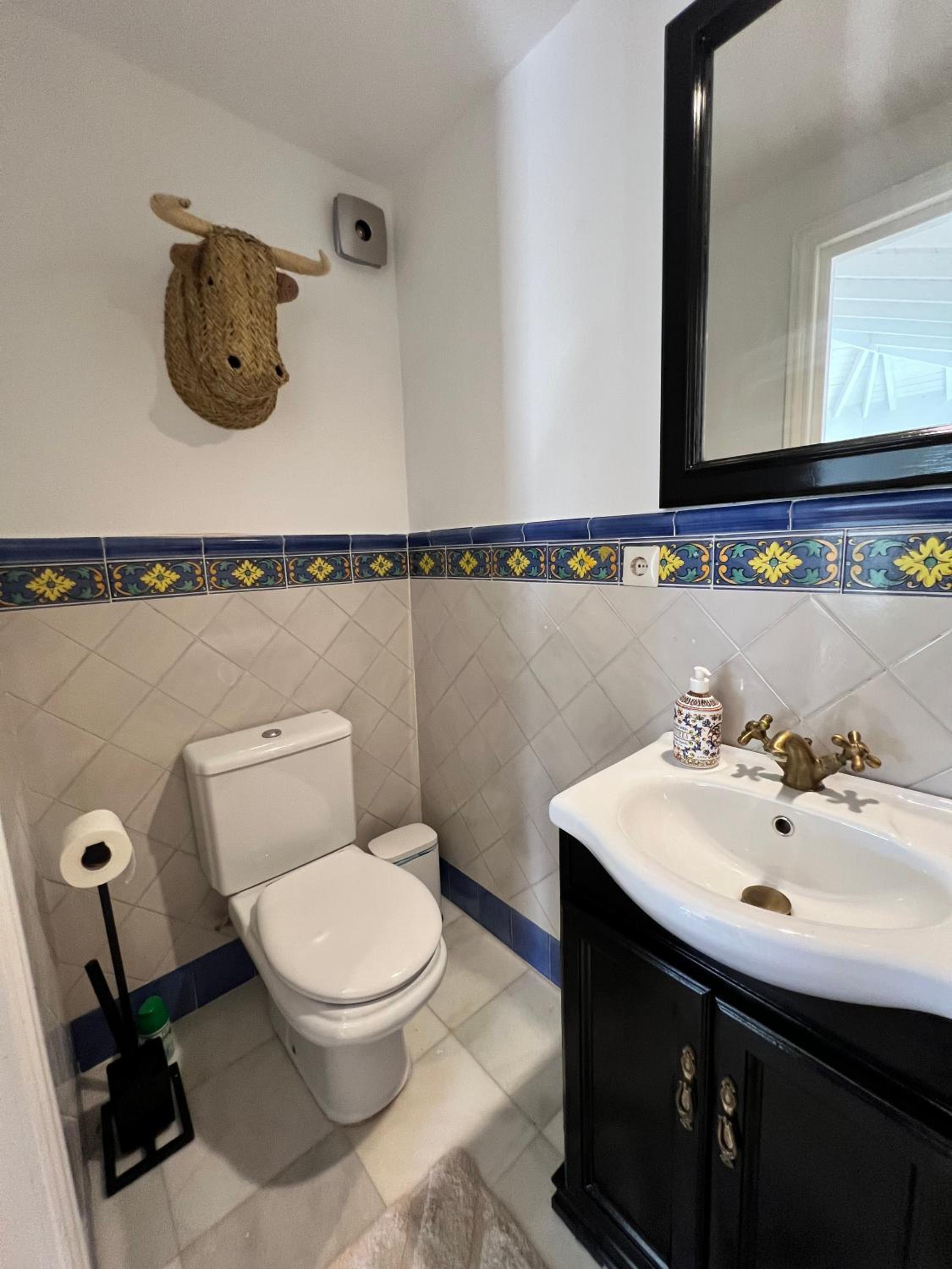 Casa de Oro Luxurious Townhouse