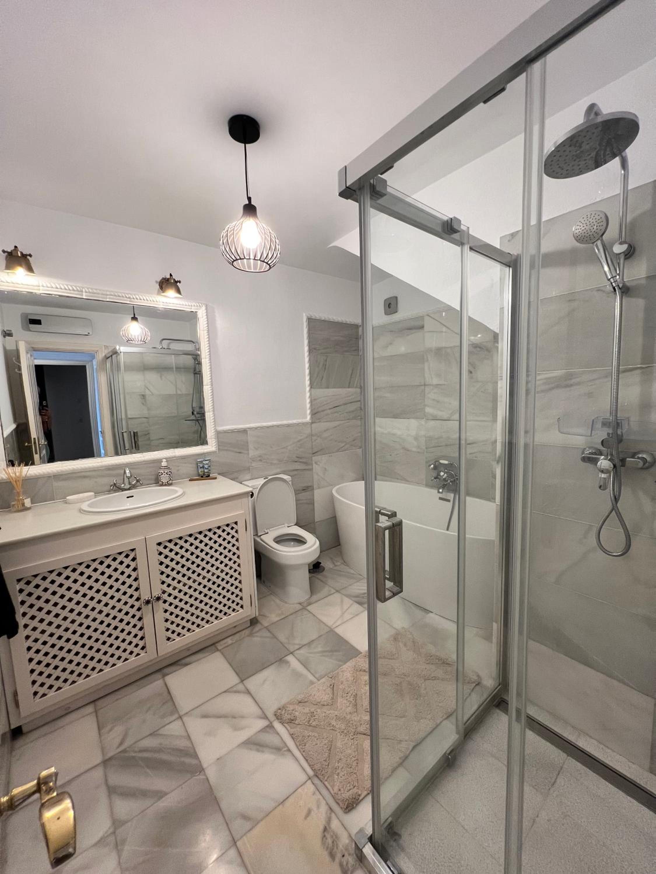 Casa de Oro Luxurious Townhouse