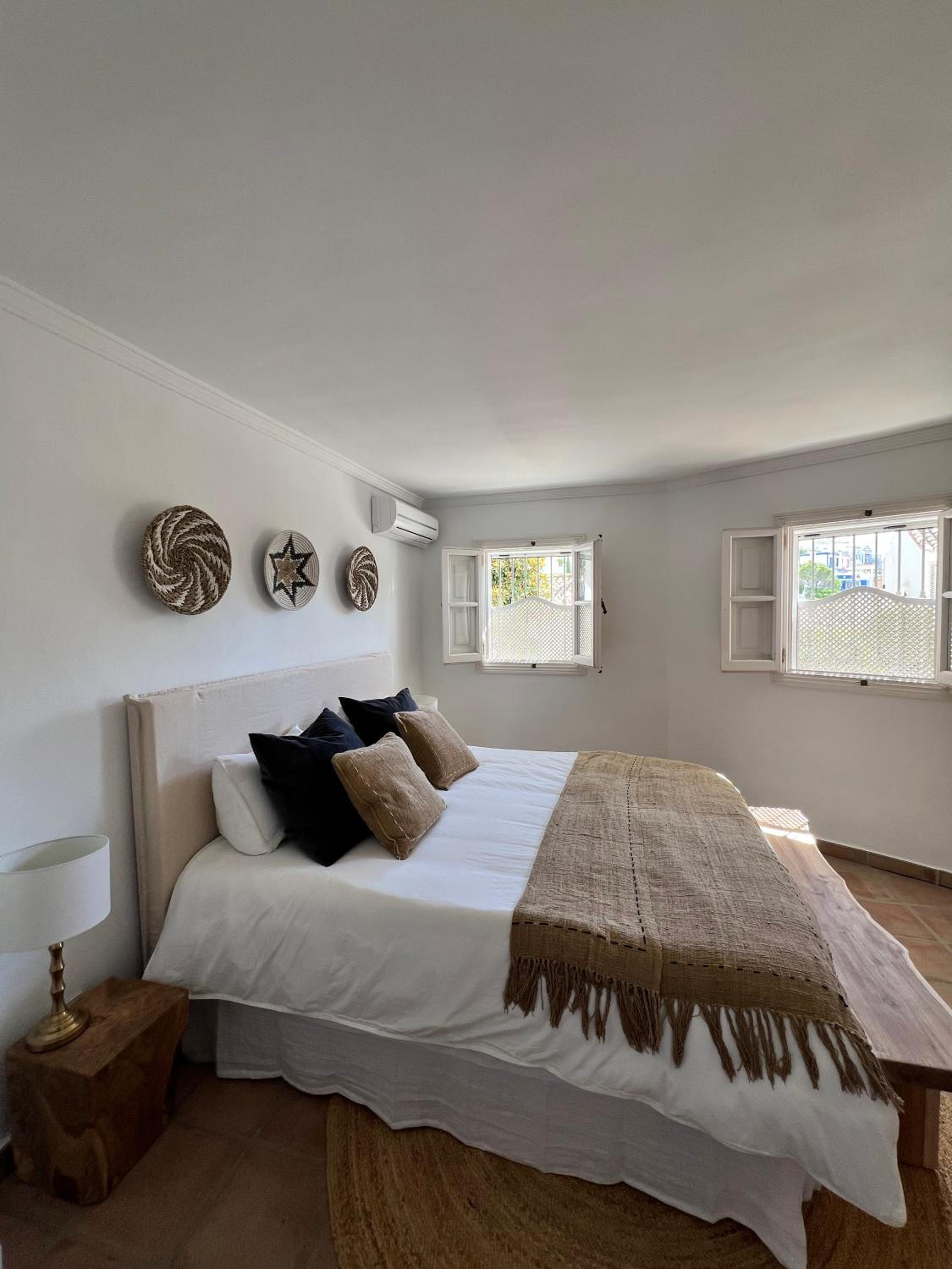 Casa de Oro Luxurious Townhouse