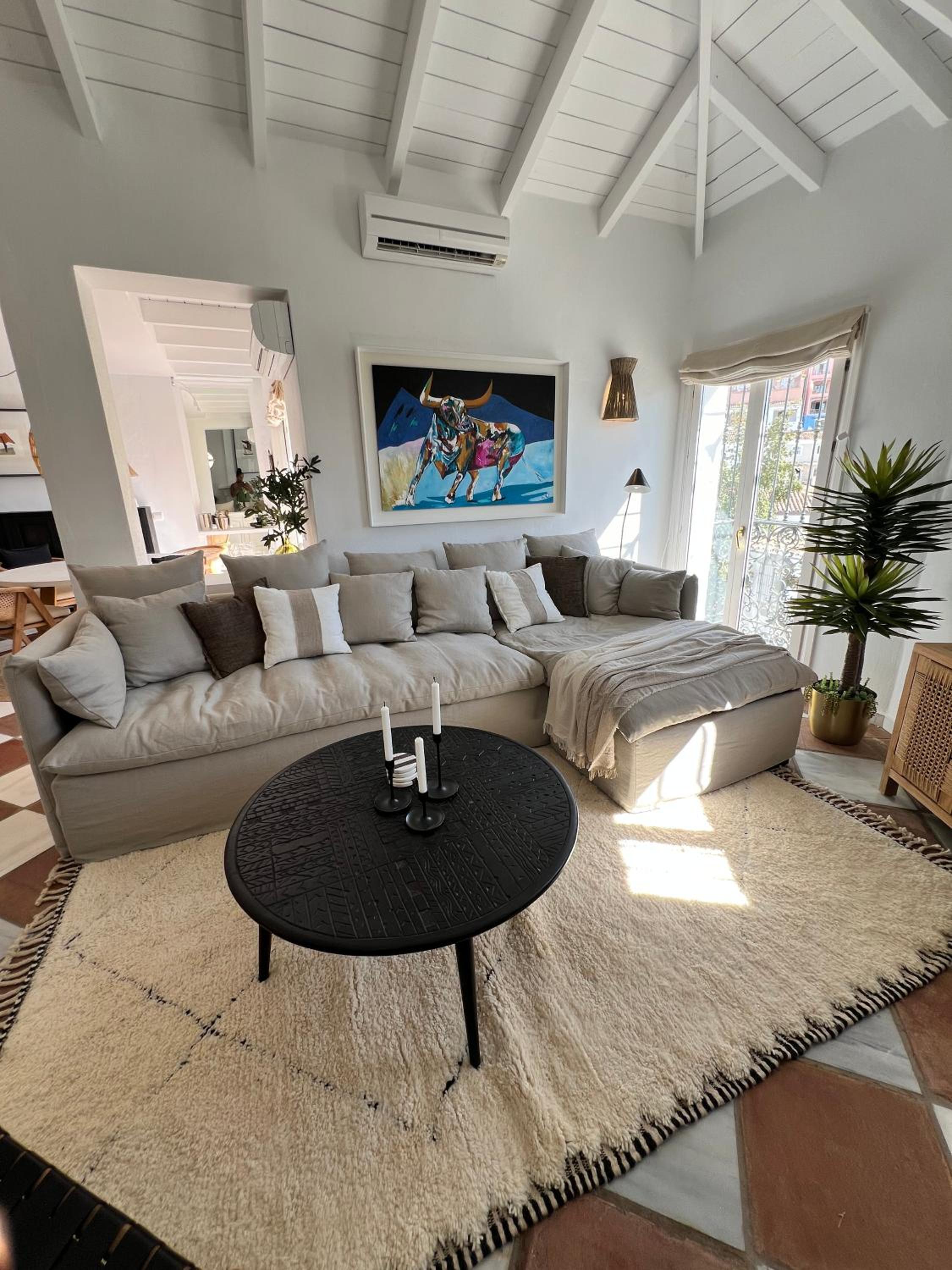 Casa de Oro Luxurious Townhouse