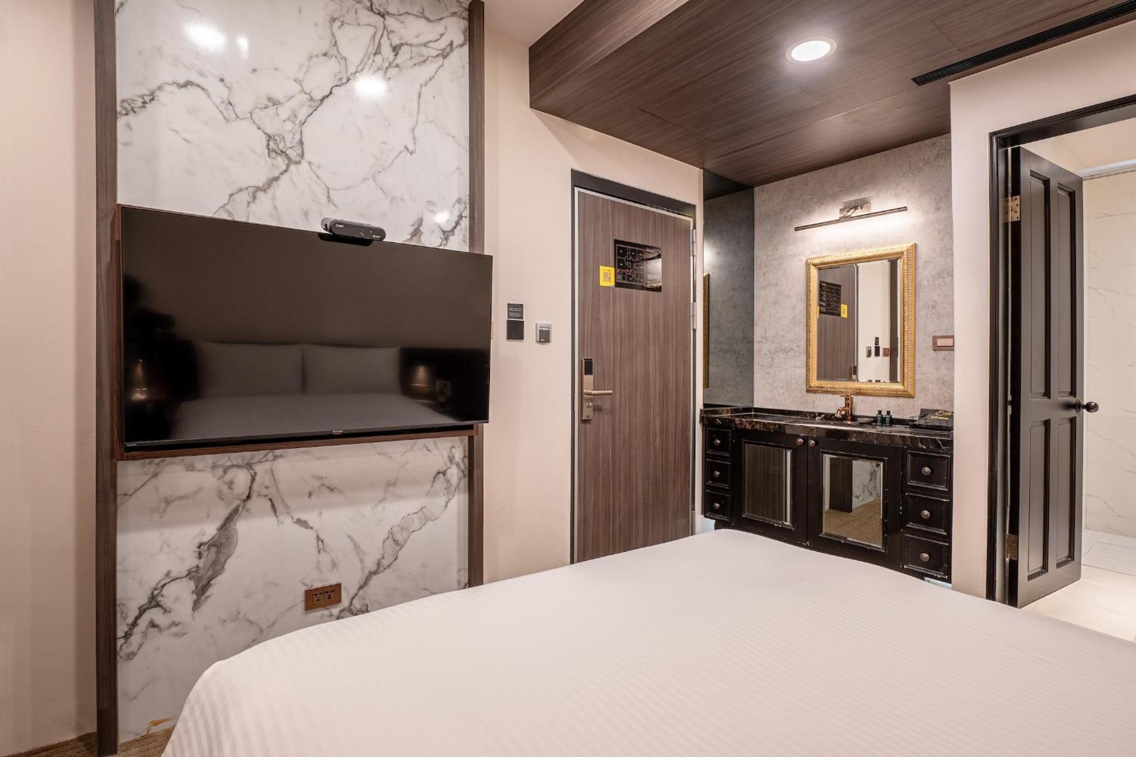 Dream Mansion Hotel