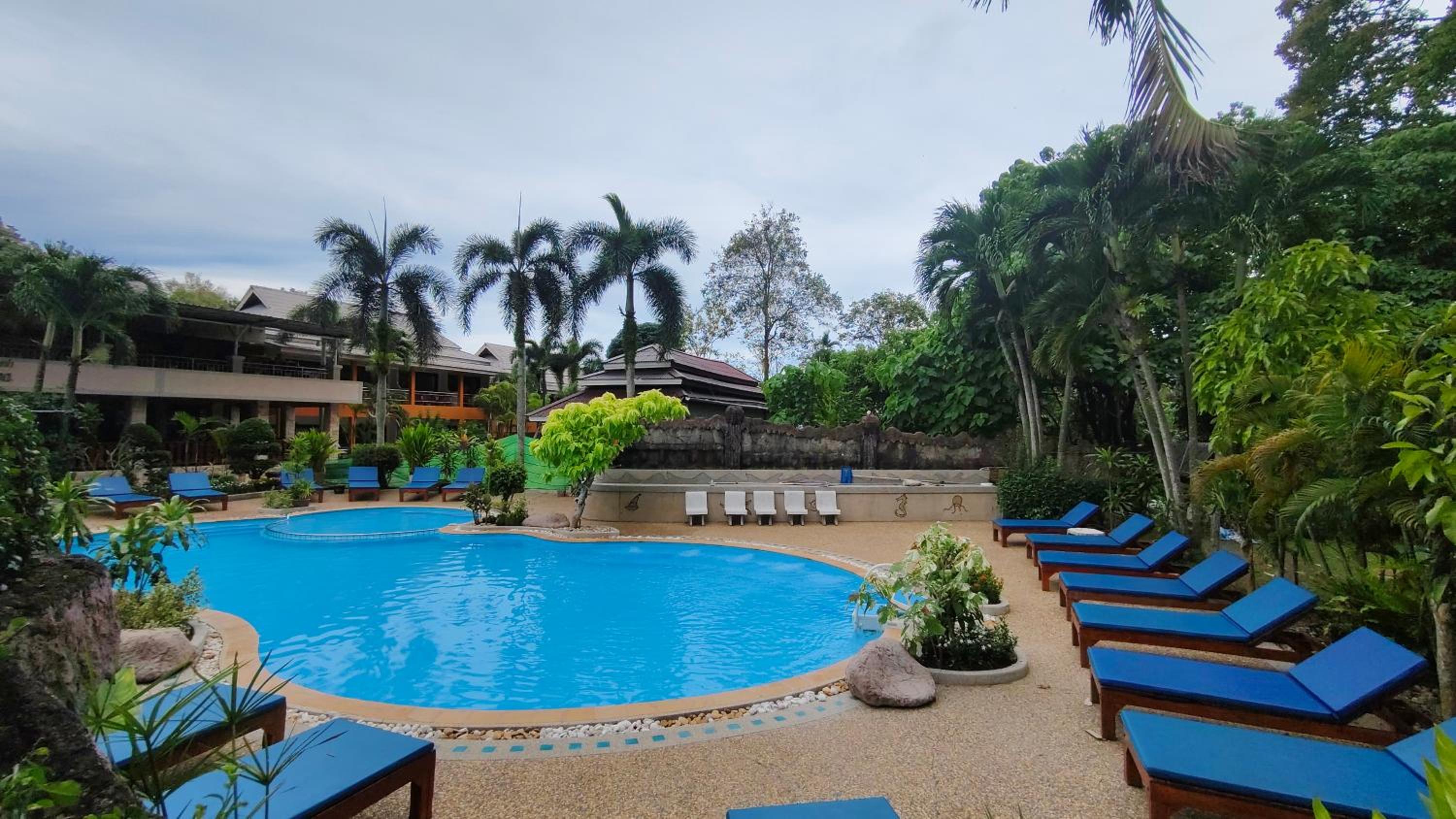 Diamond Cave Resort