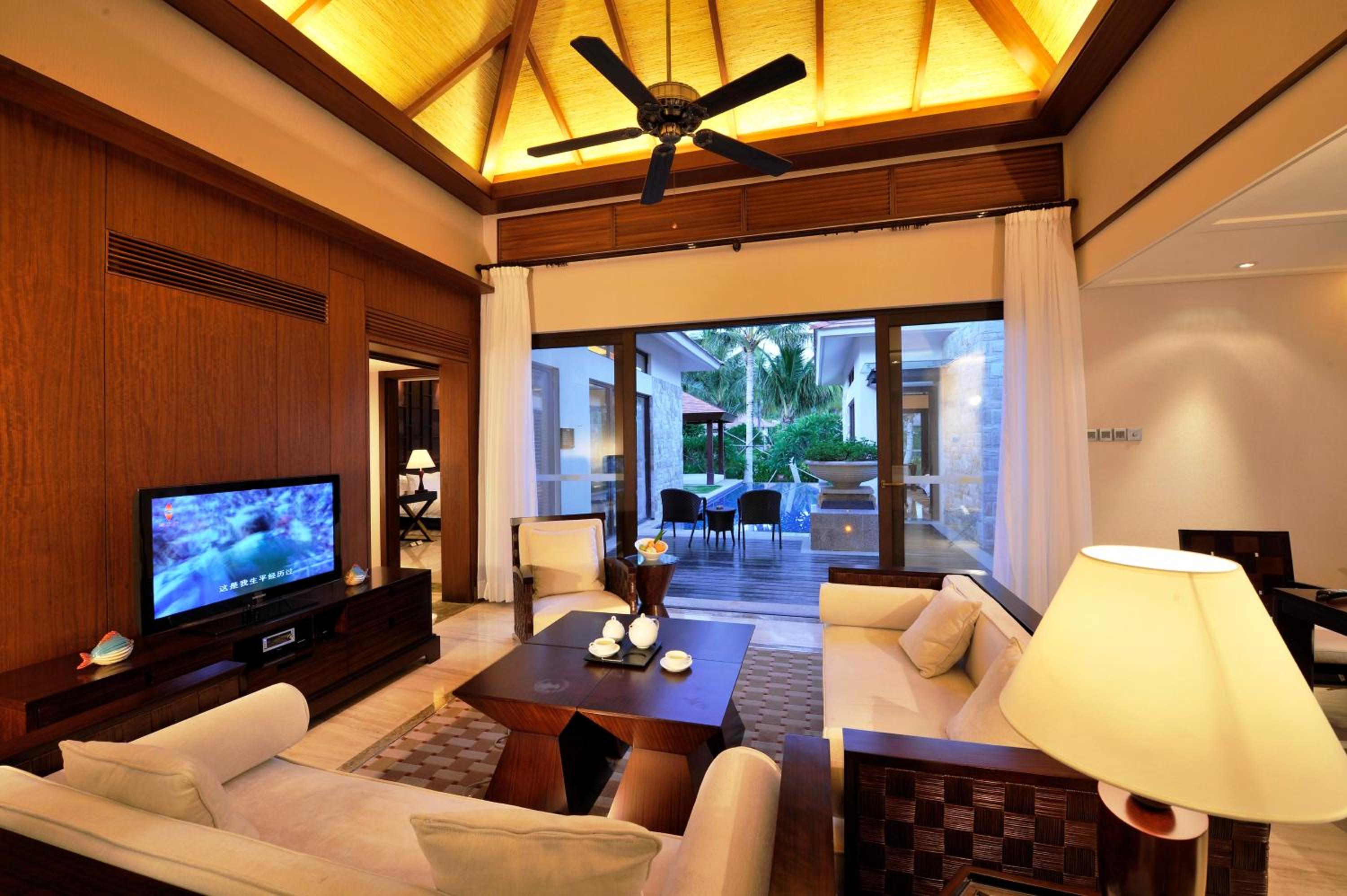 Grand Metropark Villa Resort Sanya Yalong Bay view 2