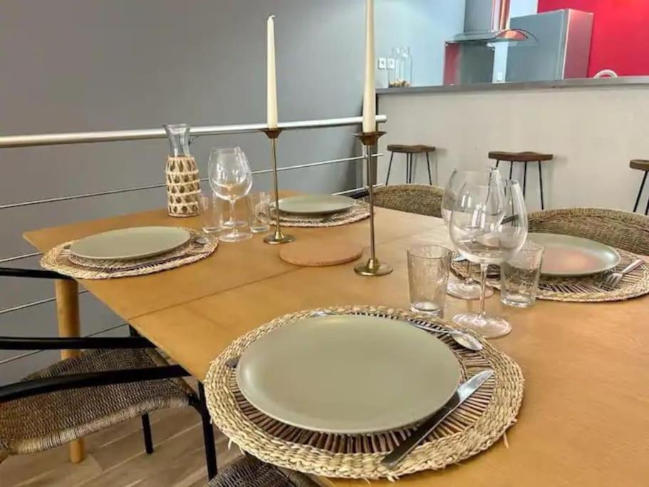 Chic 4 personnes Hypercentre 5 Minutes Avenue De Champagne