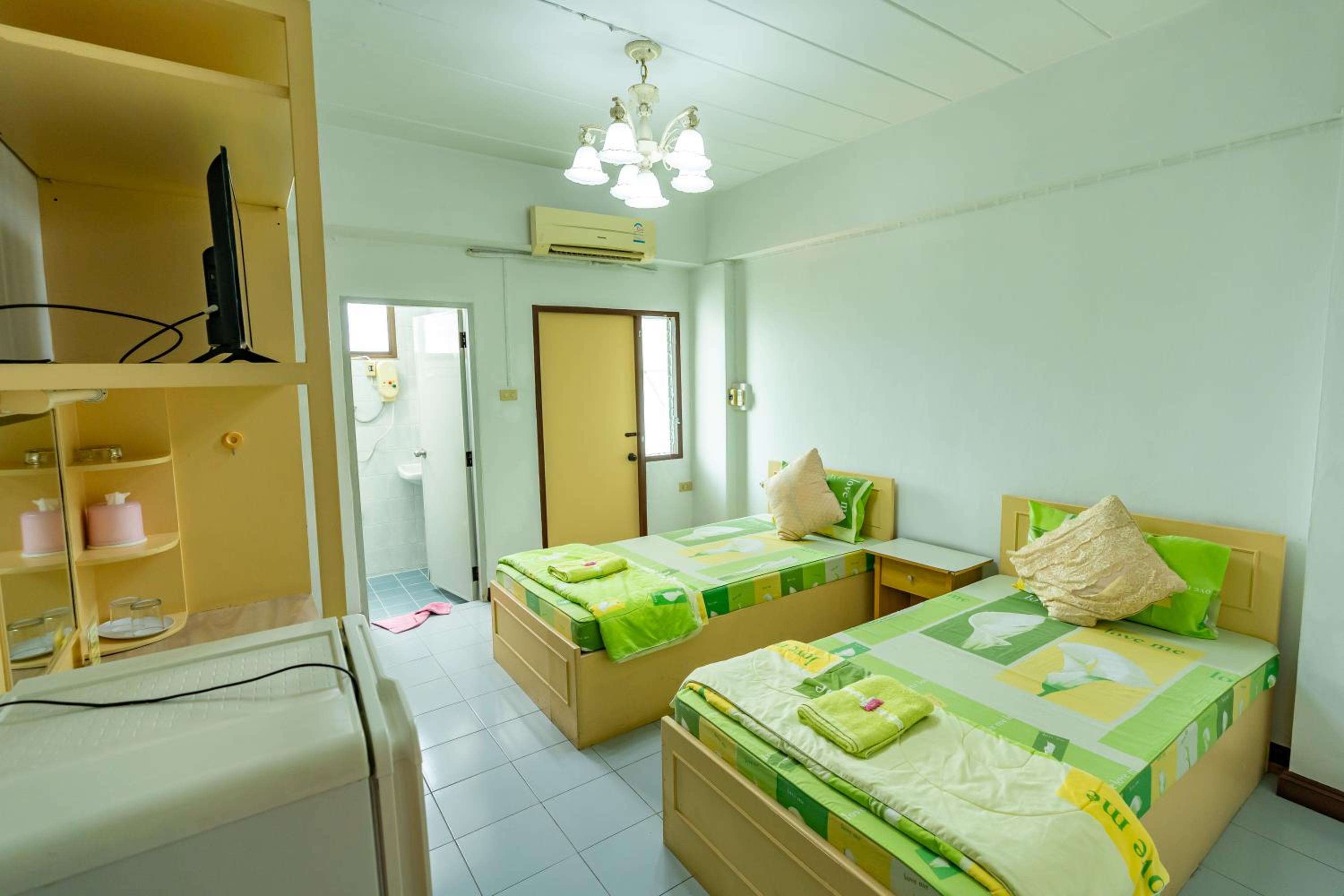 Tat Hotel