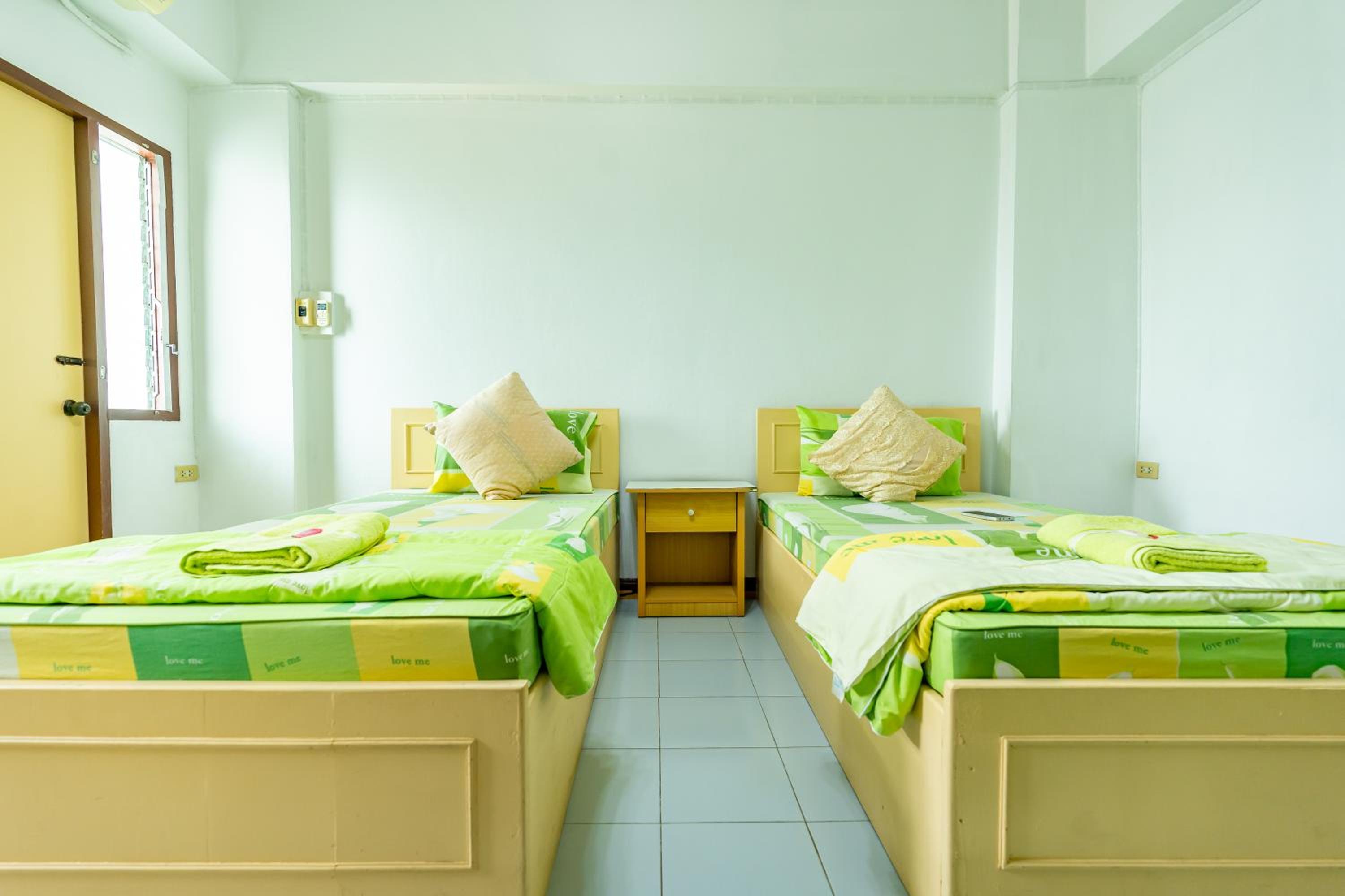 Tat Hotel