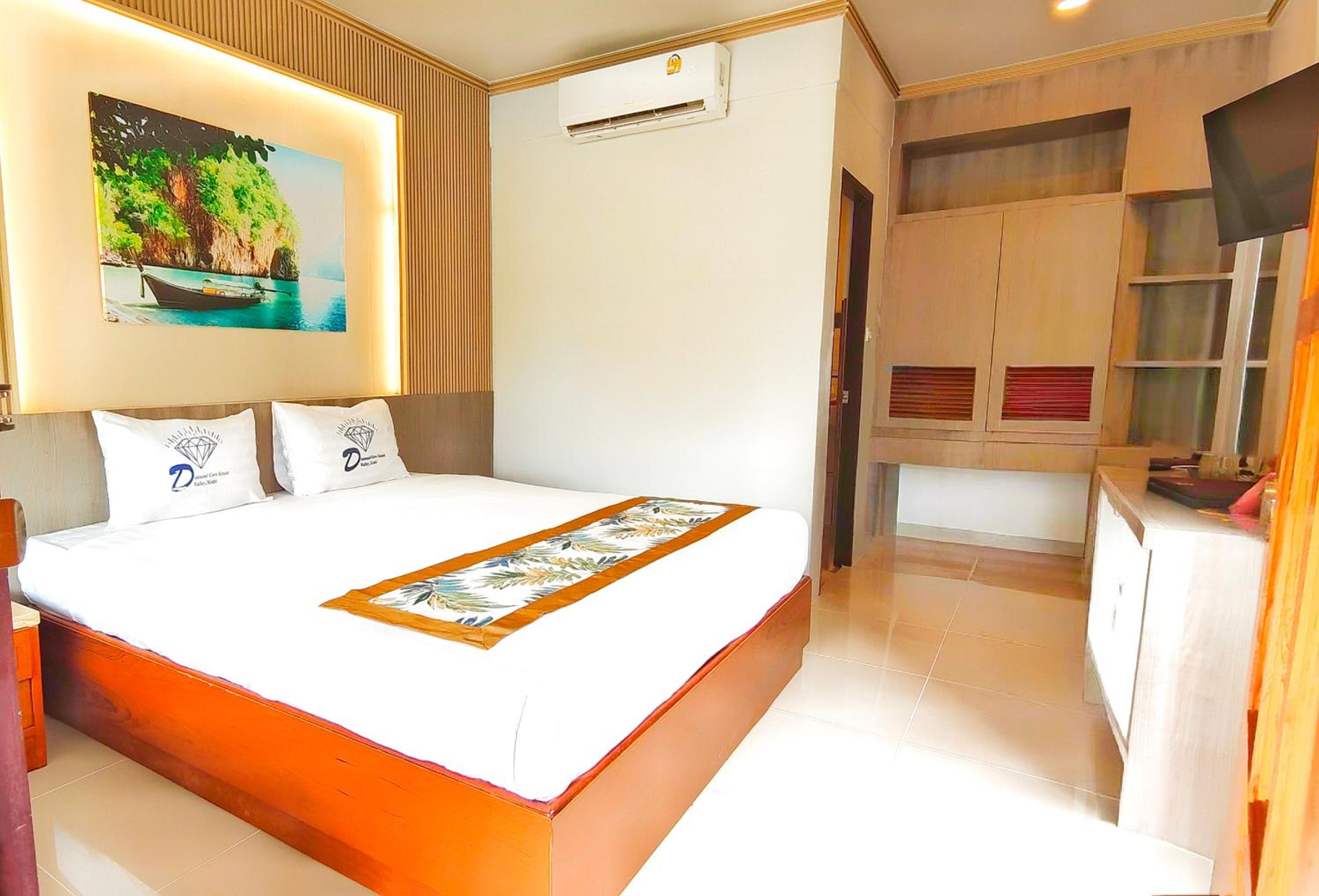 Diamond Cave Resort