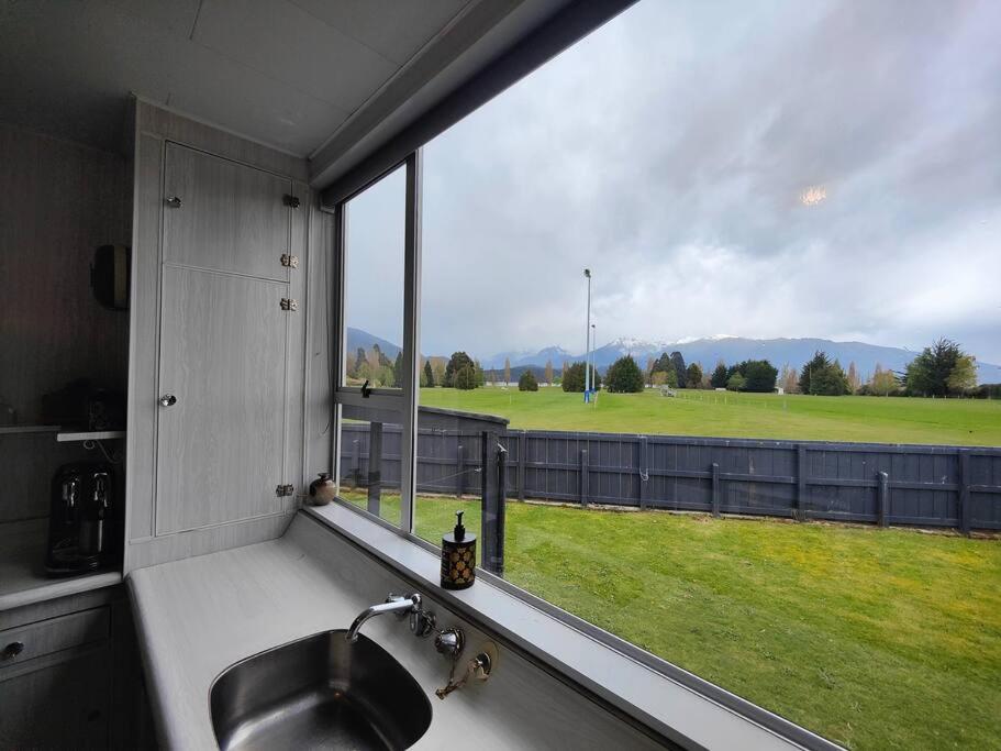 Te Anau Retro Retreat view 4