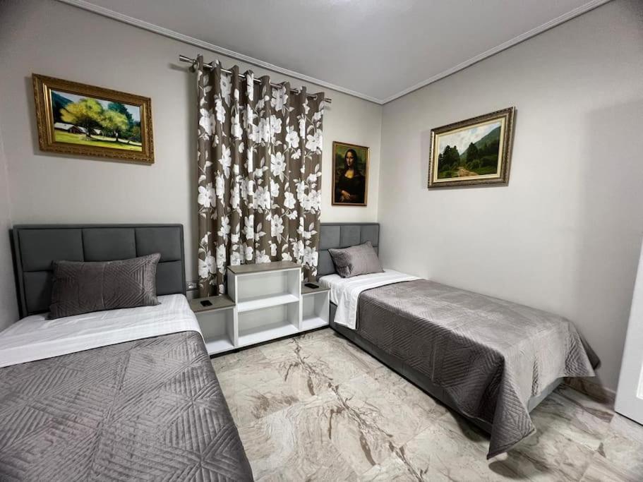 Muradie 2 bedroom House